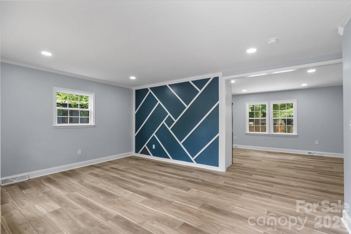 1519 Briarfield Drive — Charlotte