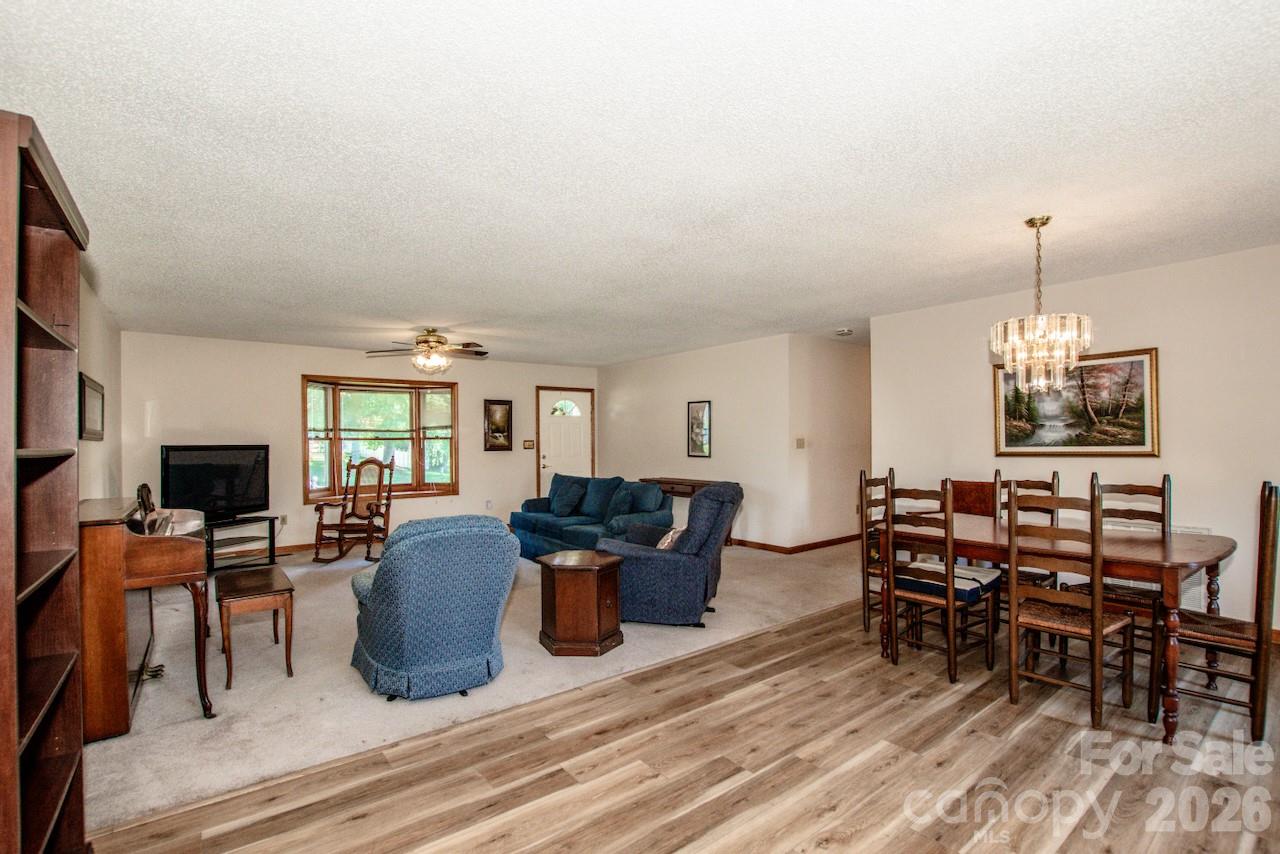173 Doe Trail Lane — Statesville