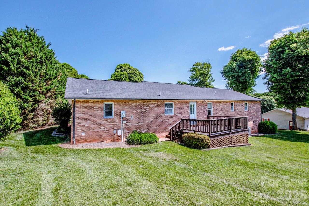 173 Doe Trail Lane — Statesville