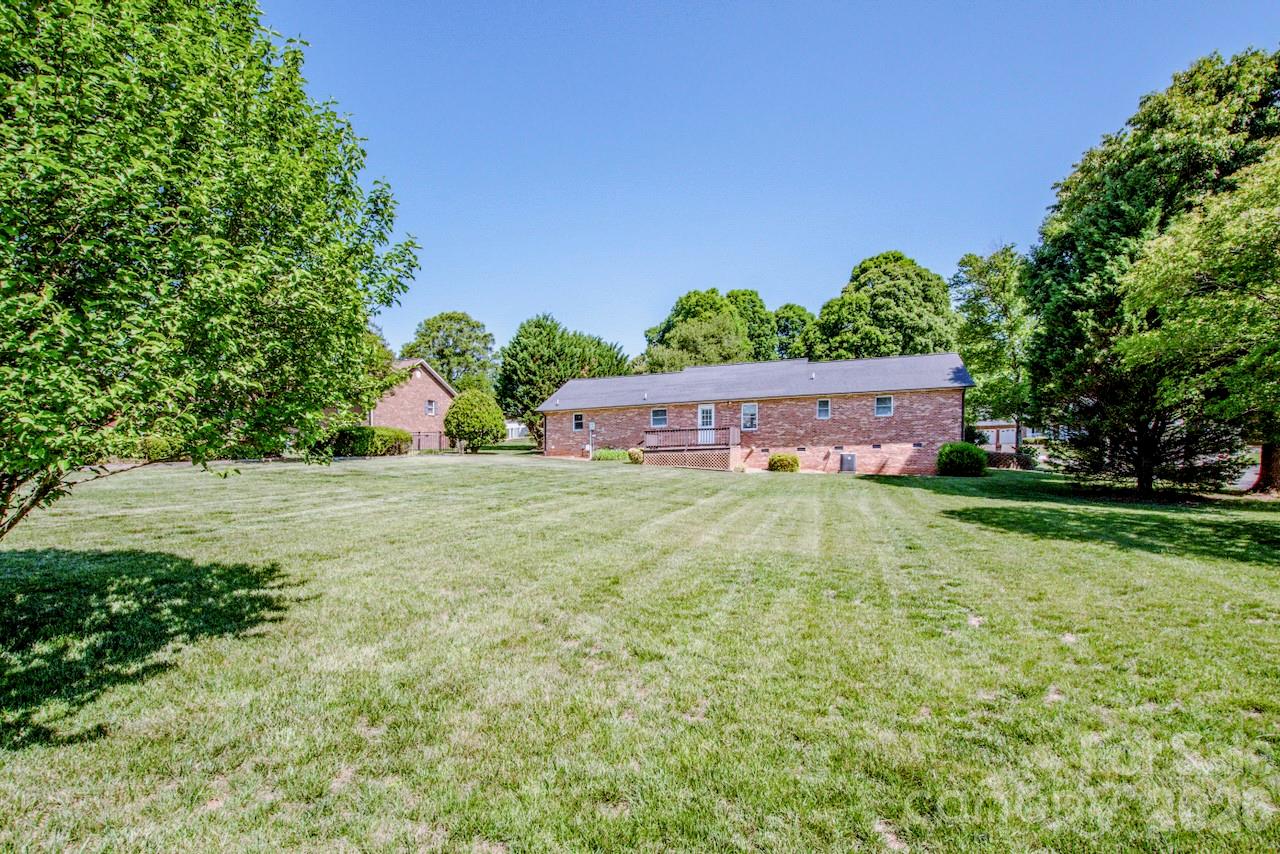 173 Doe Trail Lane — Statesville