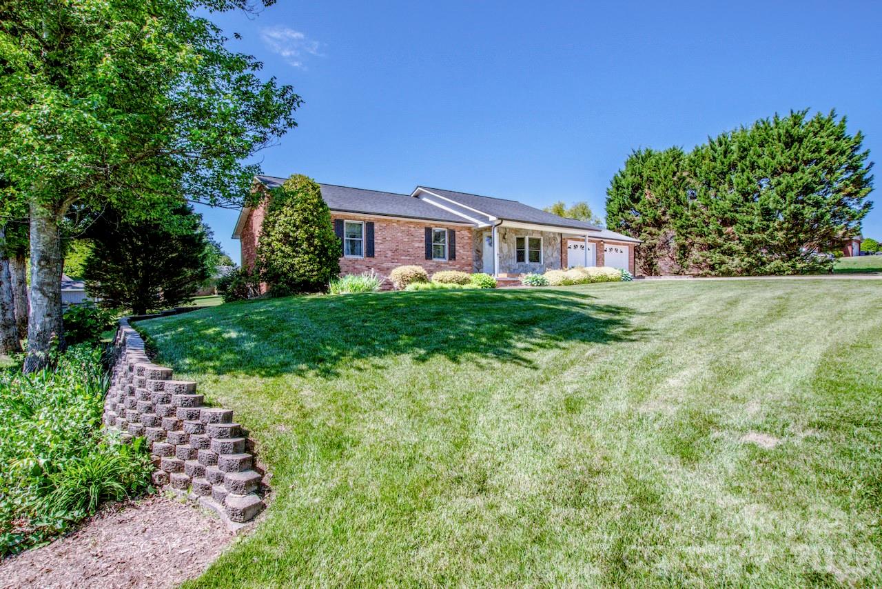 173 Doe Trail Lane — Statesville
