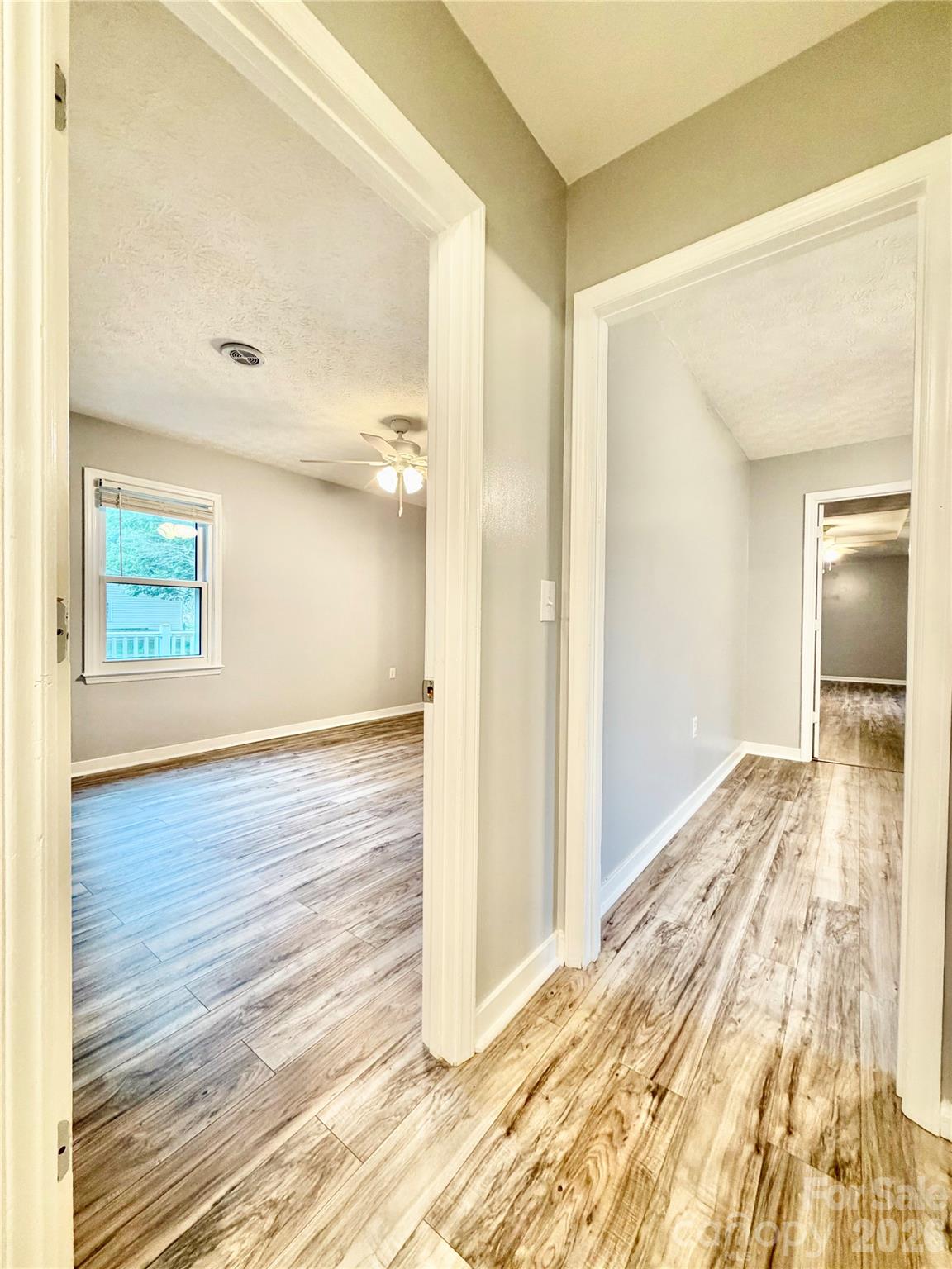 1586 Kenlane Drive — Hickory