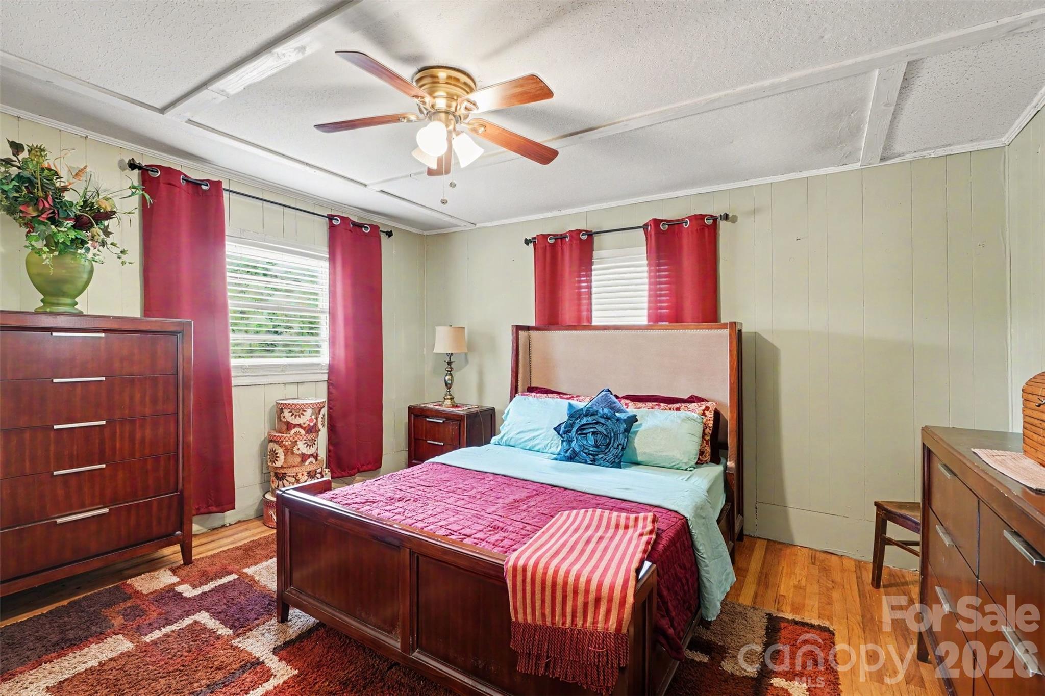 301 Hampton Road — Lancaster