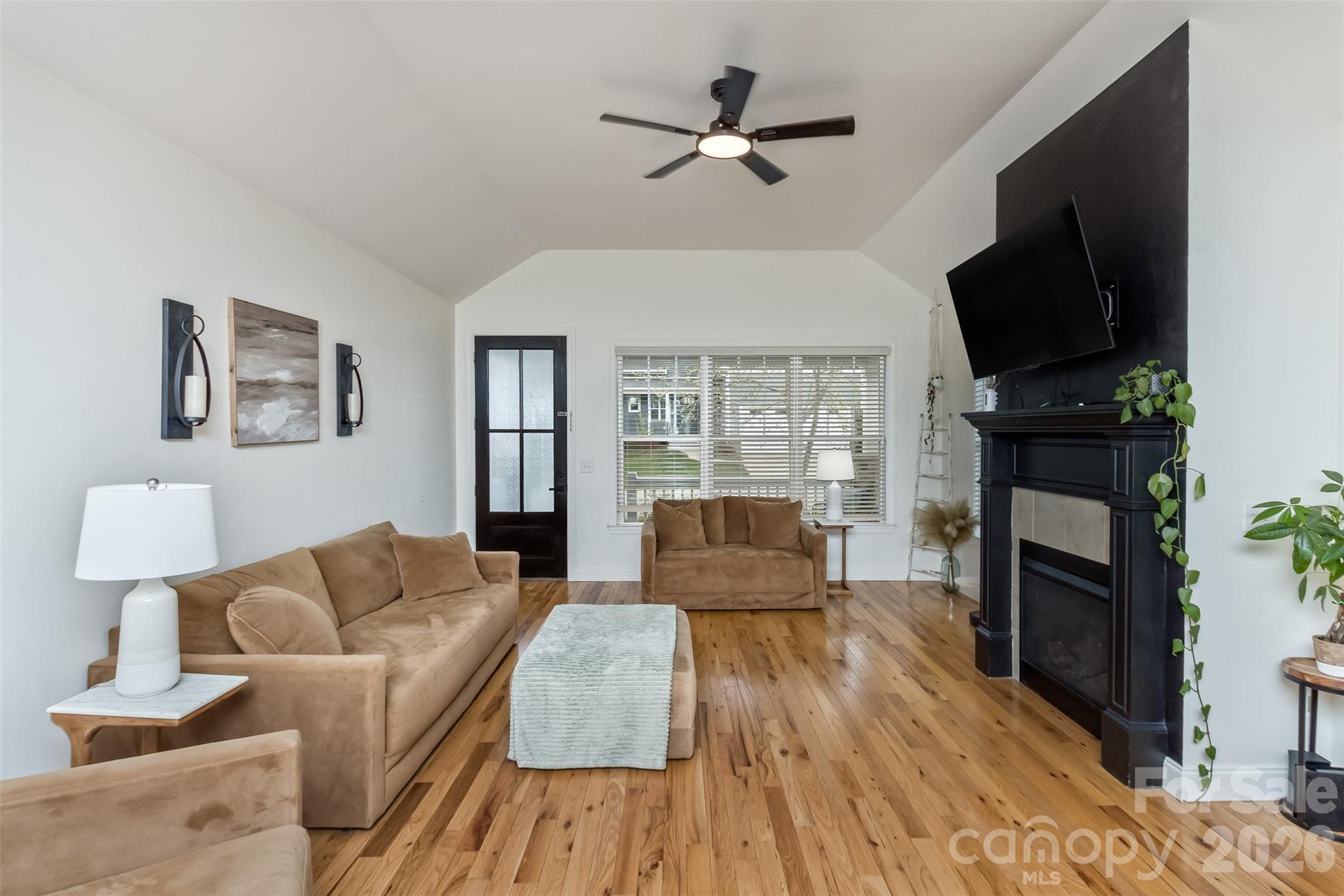 84 Rose Creek Road — Leicester