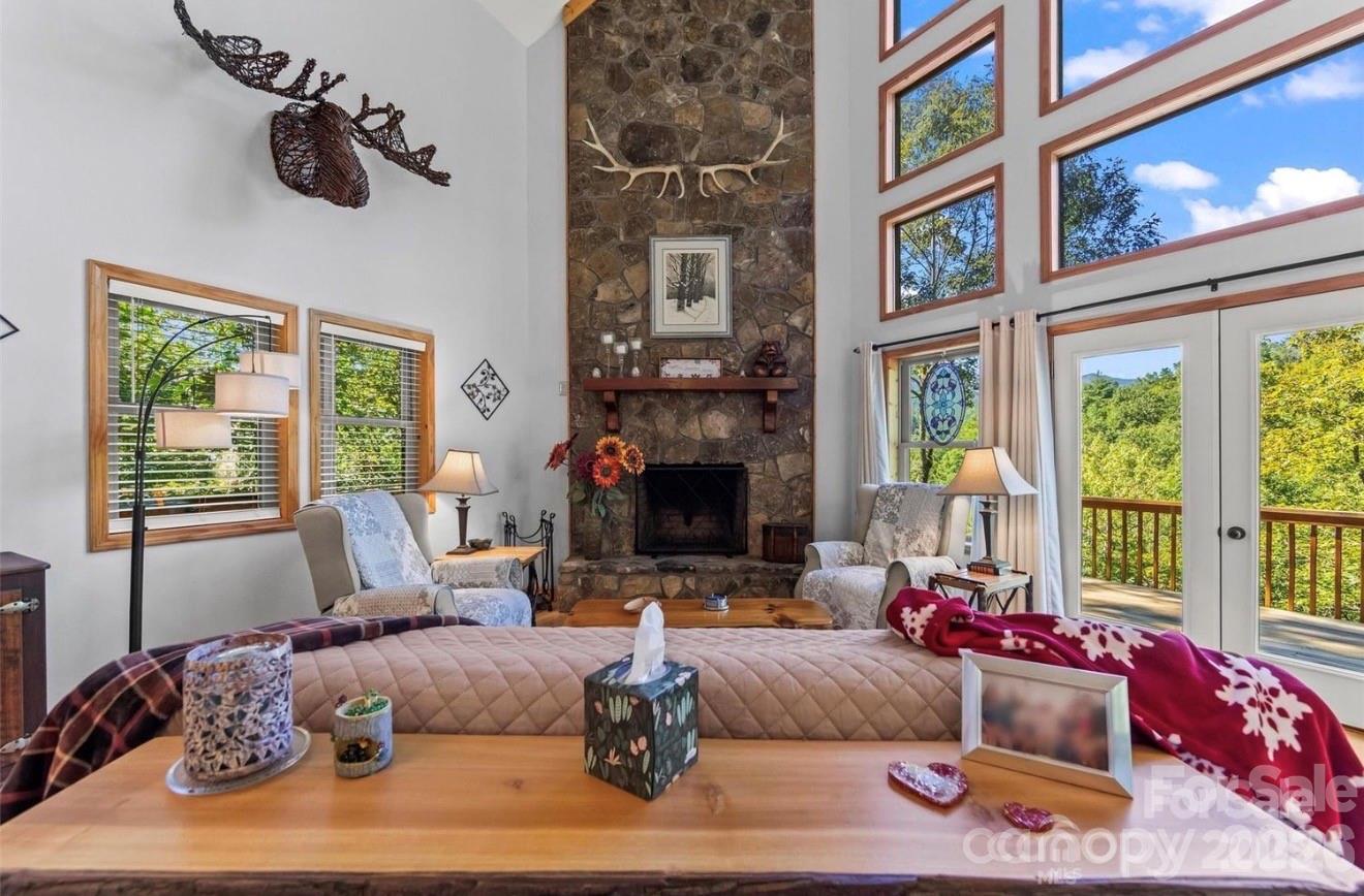 461 N Mallard Cove — Almond