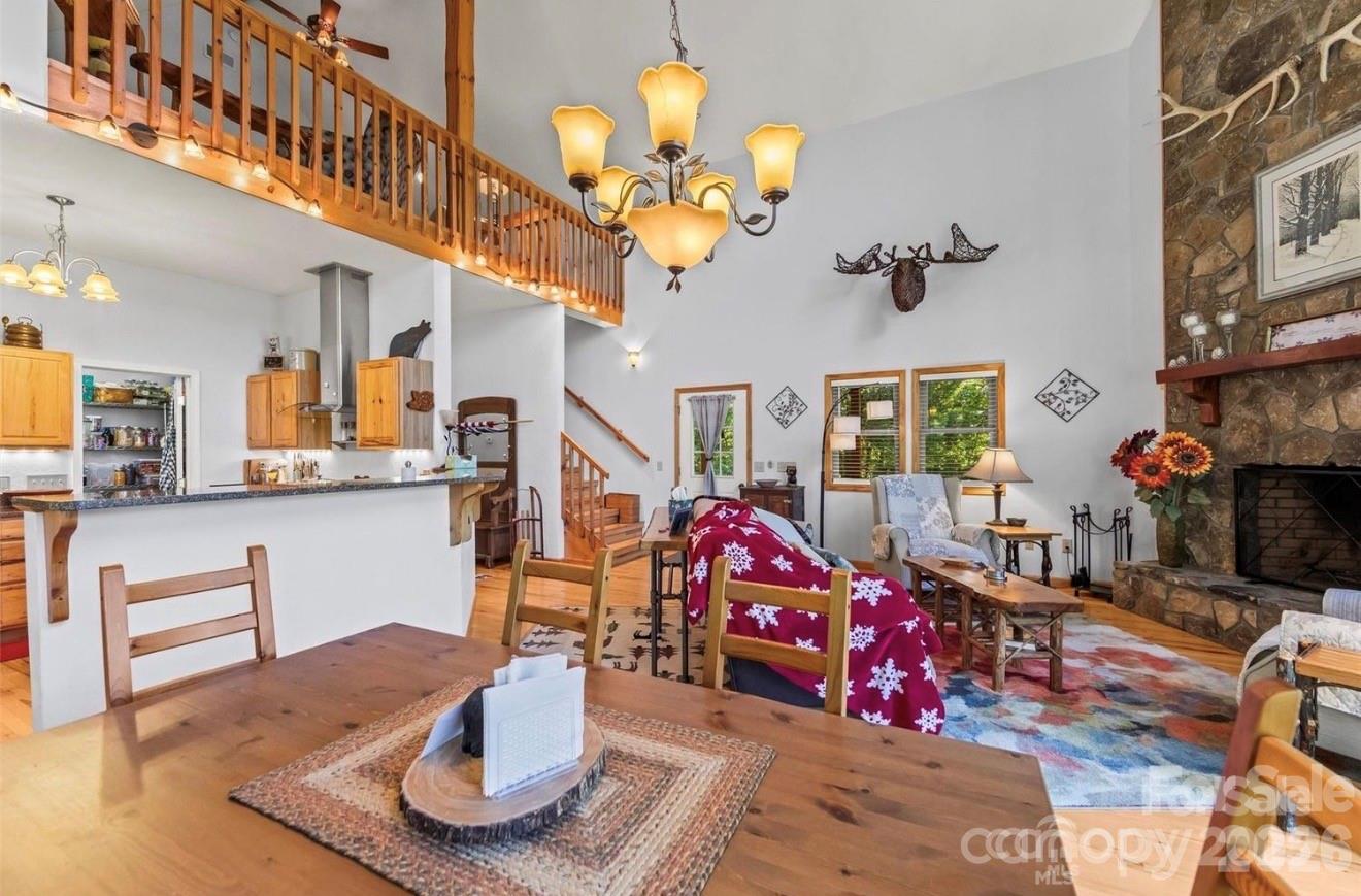 461 N Mallard Cove — Almond