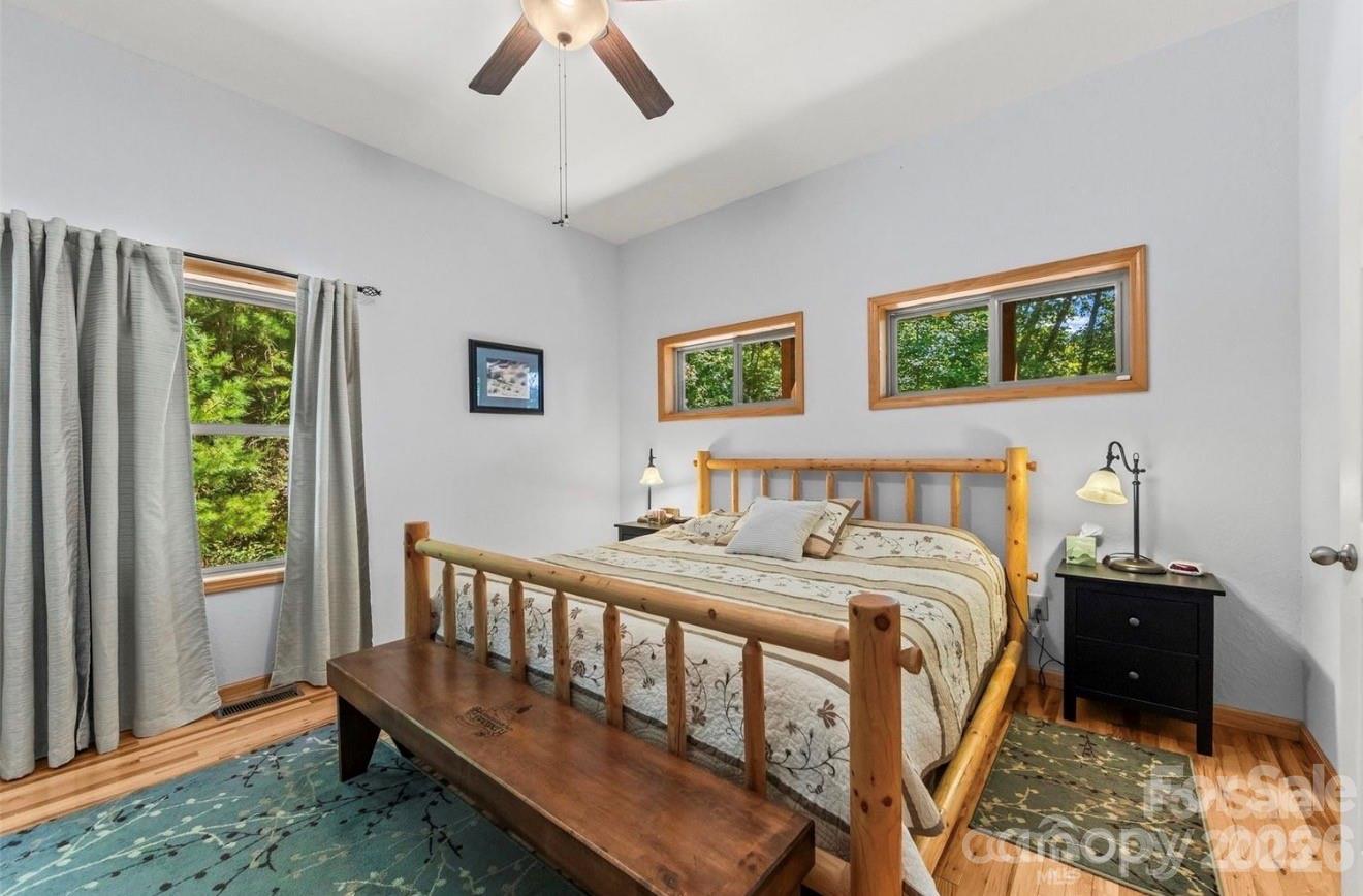 461 N Mallard Cove — Almond
