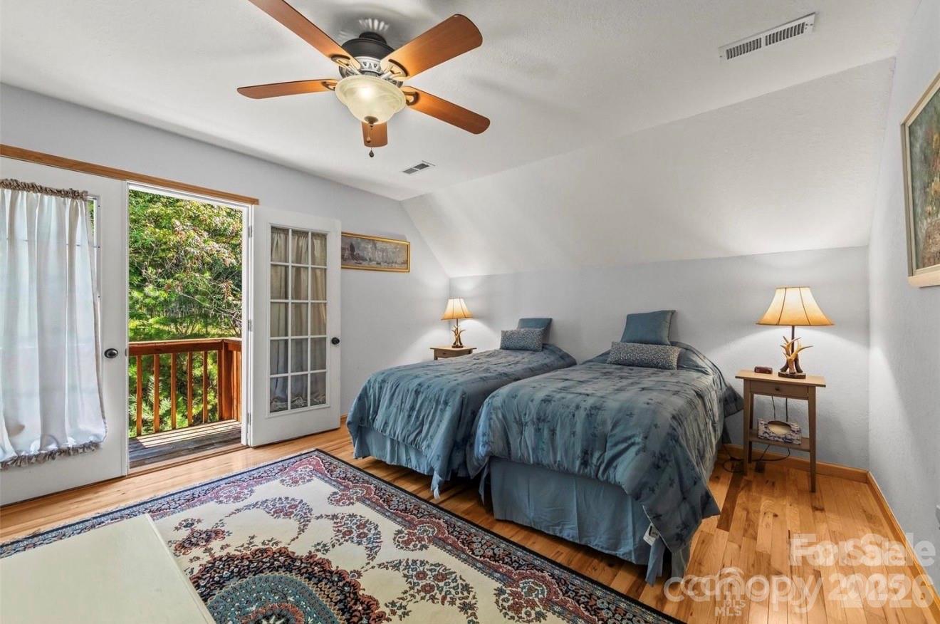 461 N Mallard Cove — Almond
