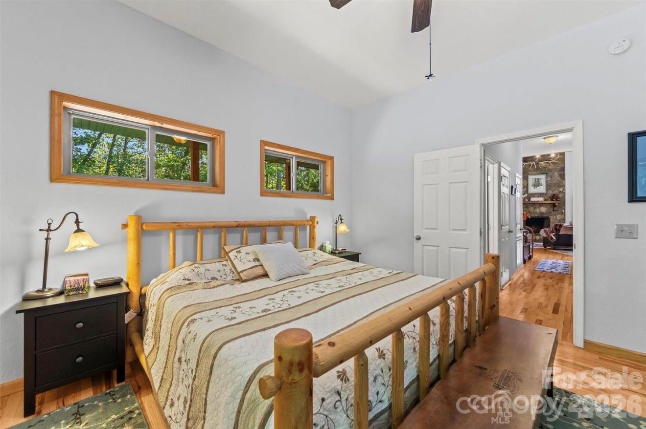 461 N Mallard Cove — Almond