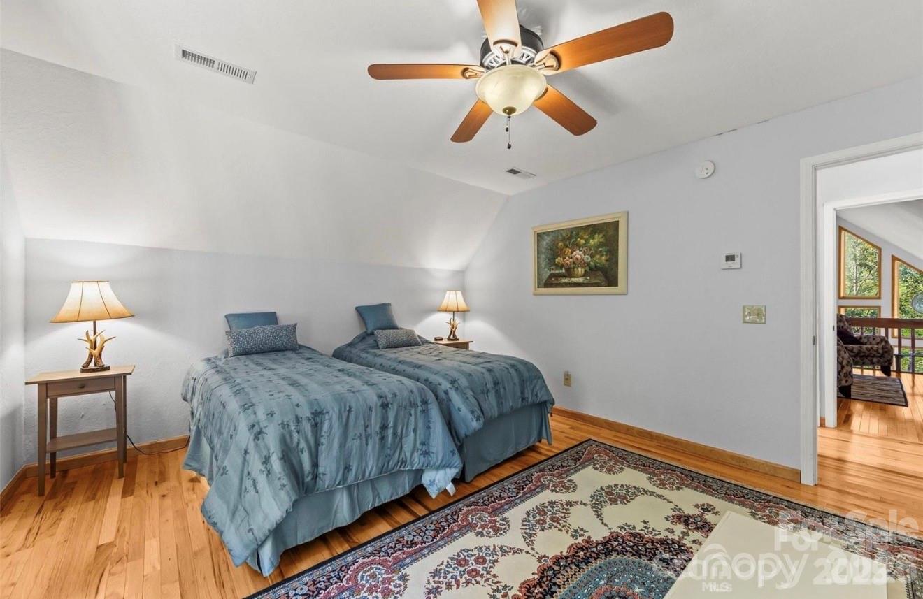 461 N Mallard Cove — Almond