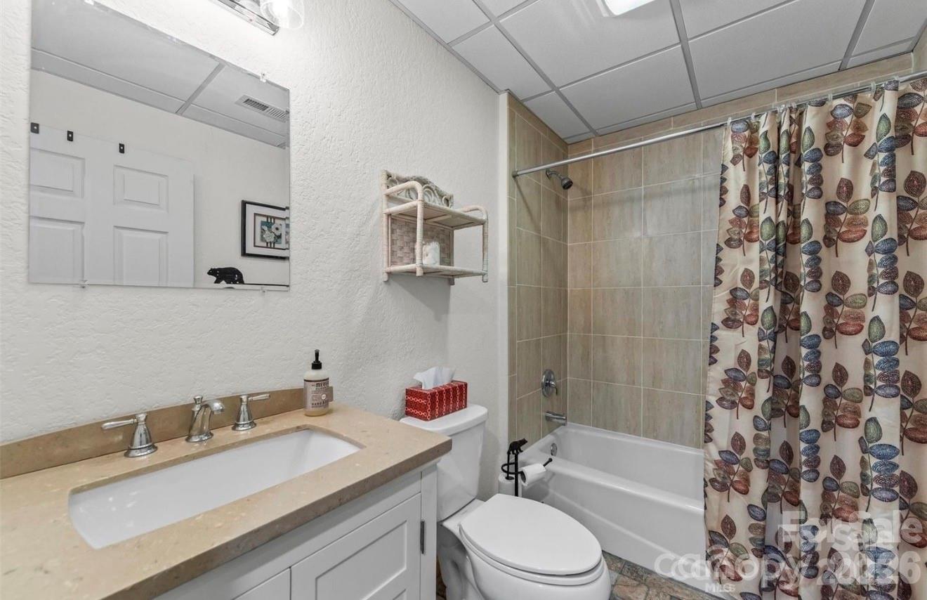 461 N Mallard Cove — Almond