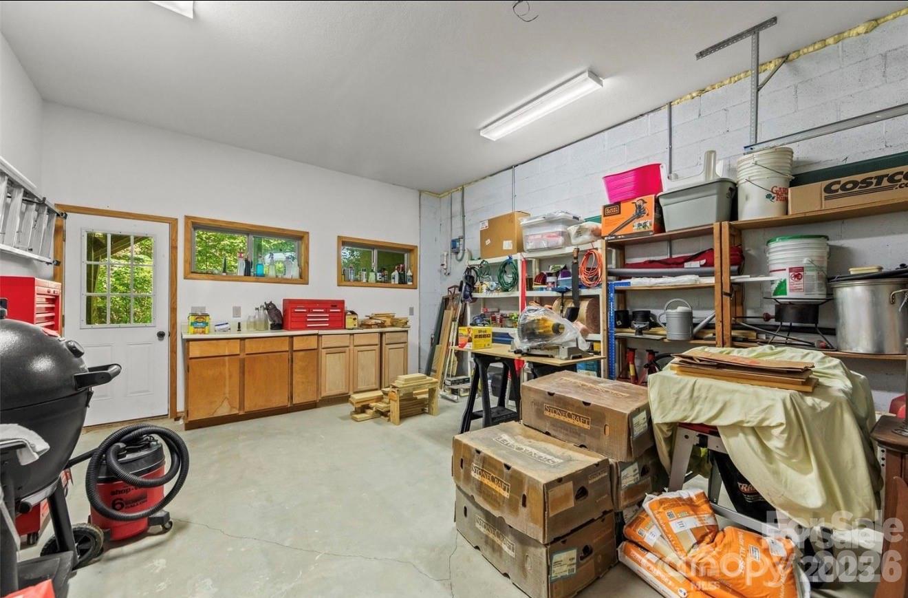 461 N Mallard Cove — Almond