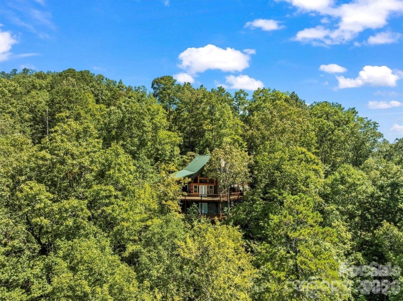 461 N Mallard Cove — Almond