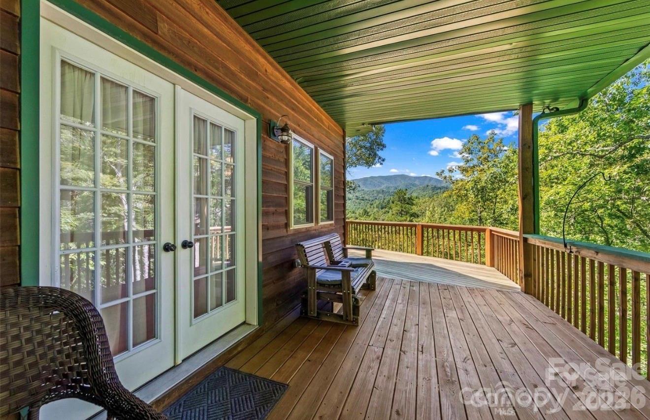 461 N Mallard Cove — Almond