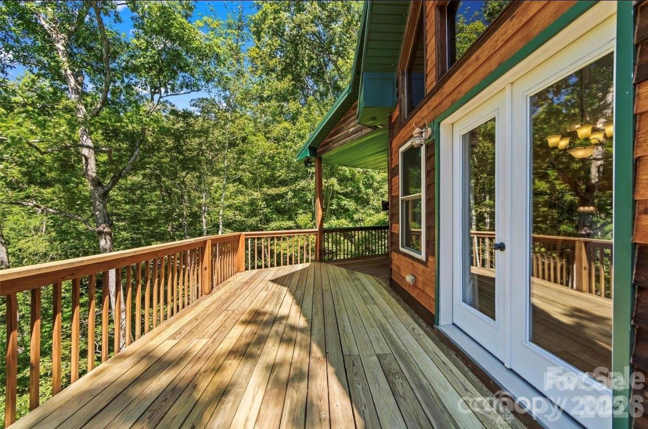 461 N Mallard Cove — Almond