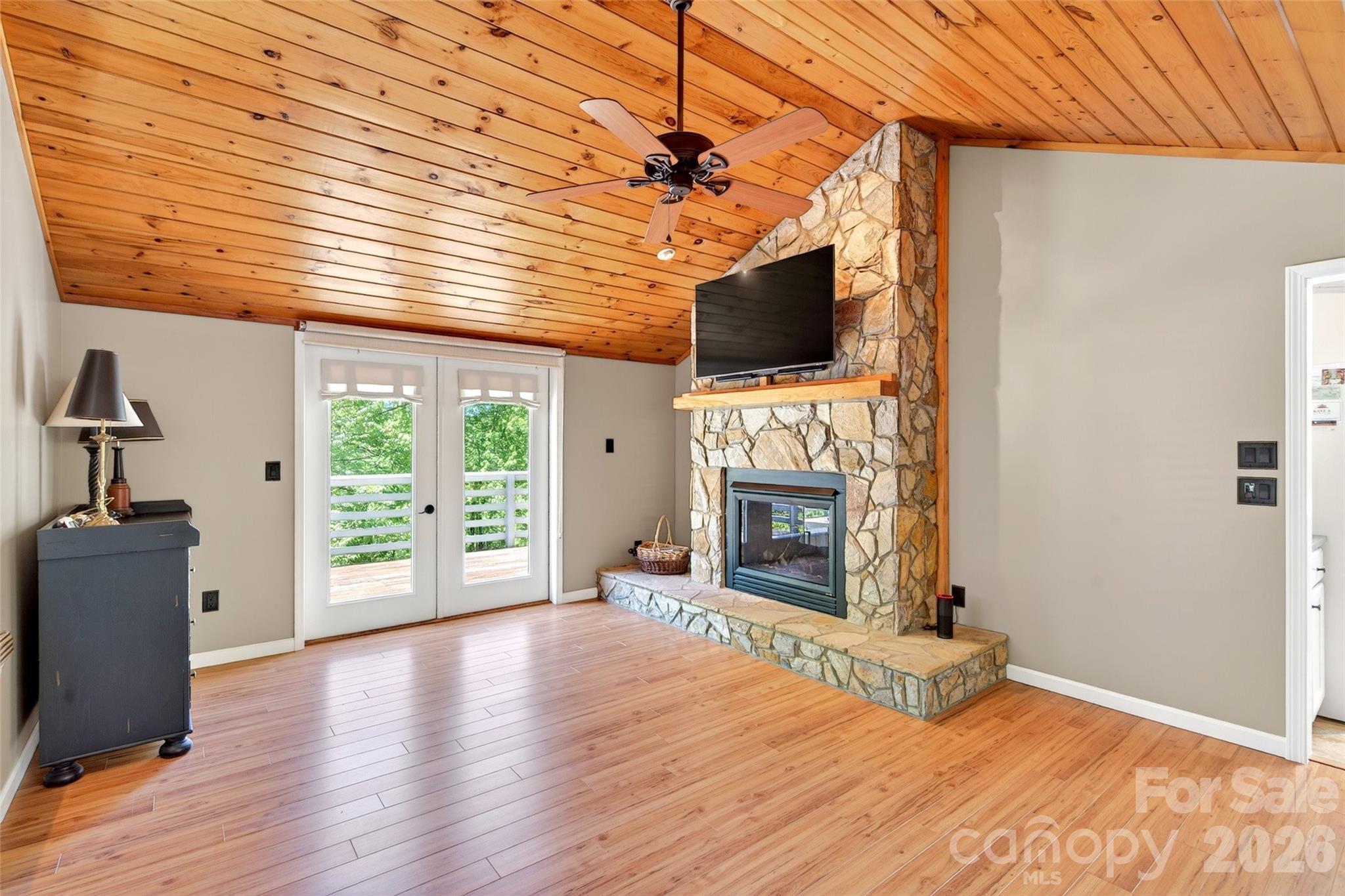 334 Harbor Lake Road — Newland