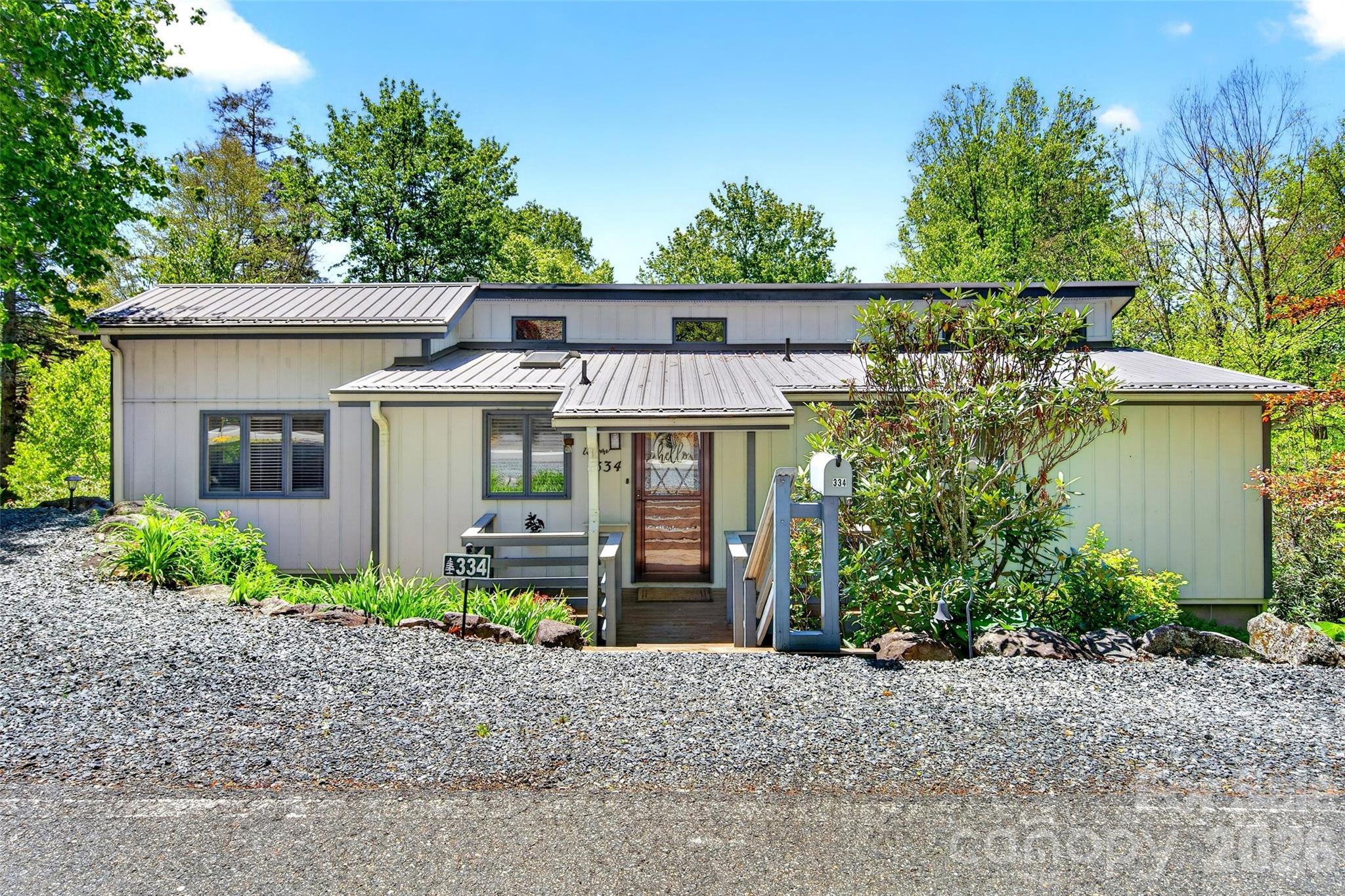 334 Harbor Lake Road — Newland