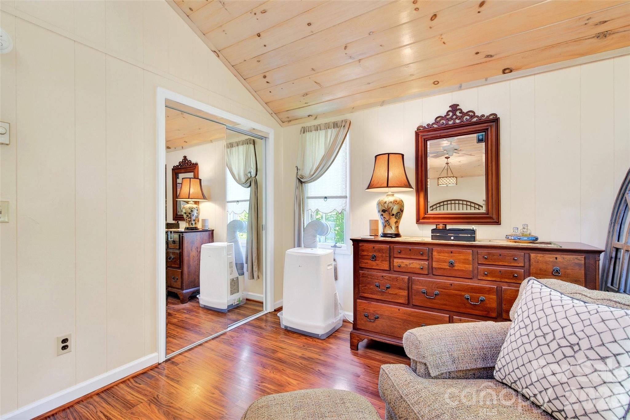 334 Harbor Lake Road — Newland