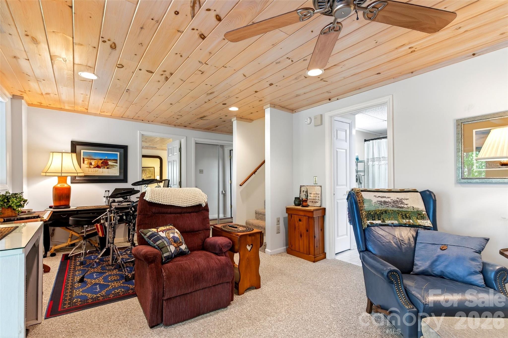 334 Harbor Lake Road — Newland