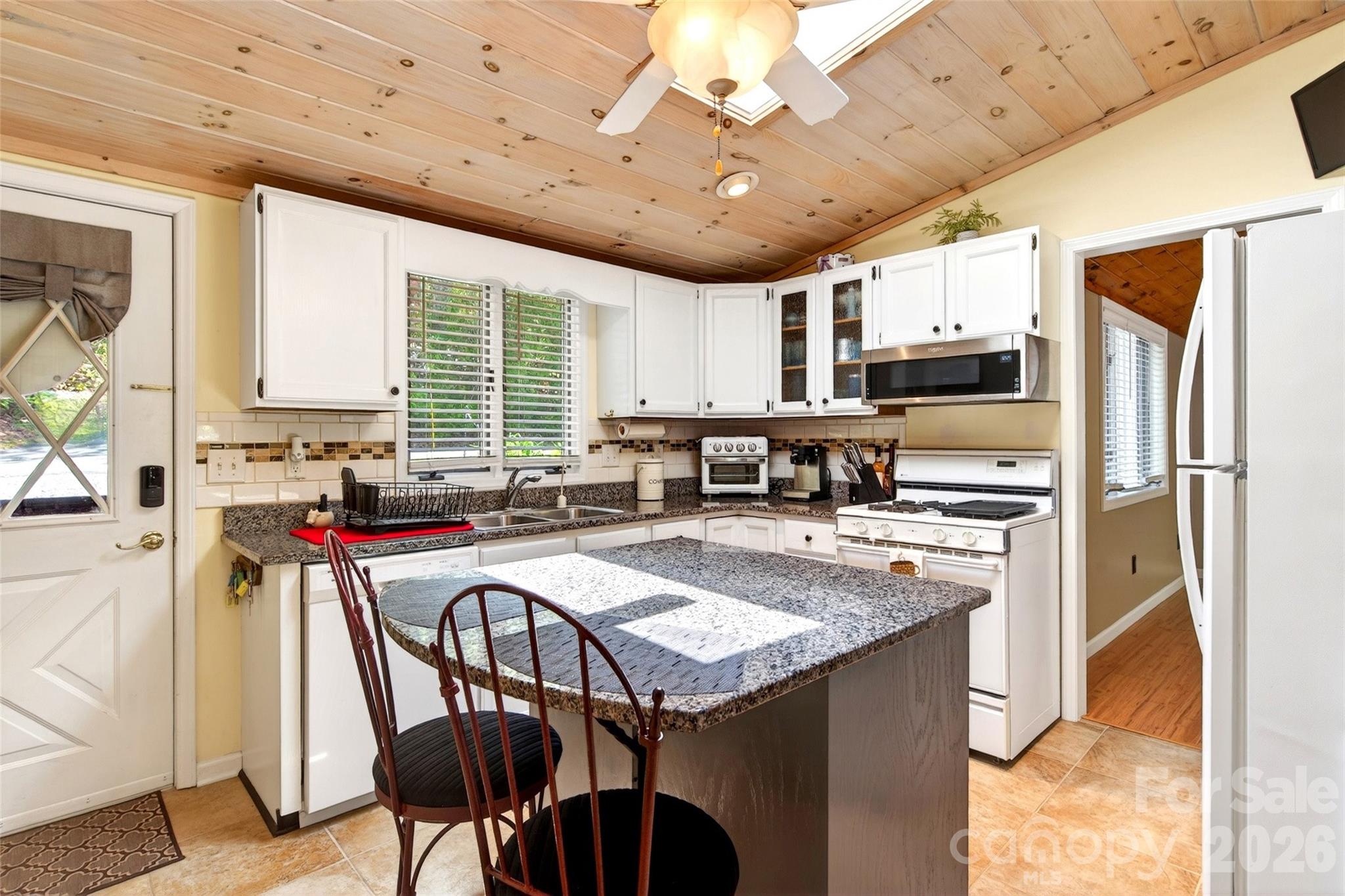 334 Harbor Lake Road — Newland