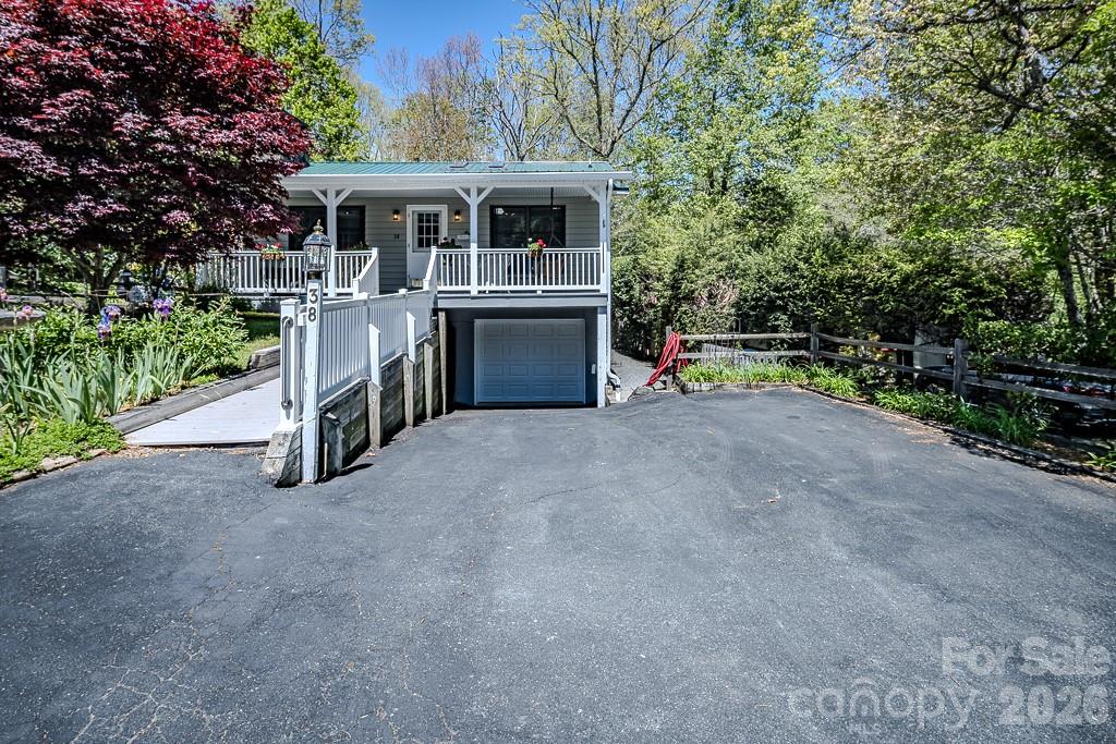 38 Rocky Meadows Road — Newland