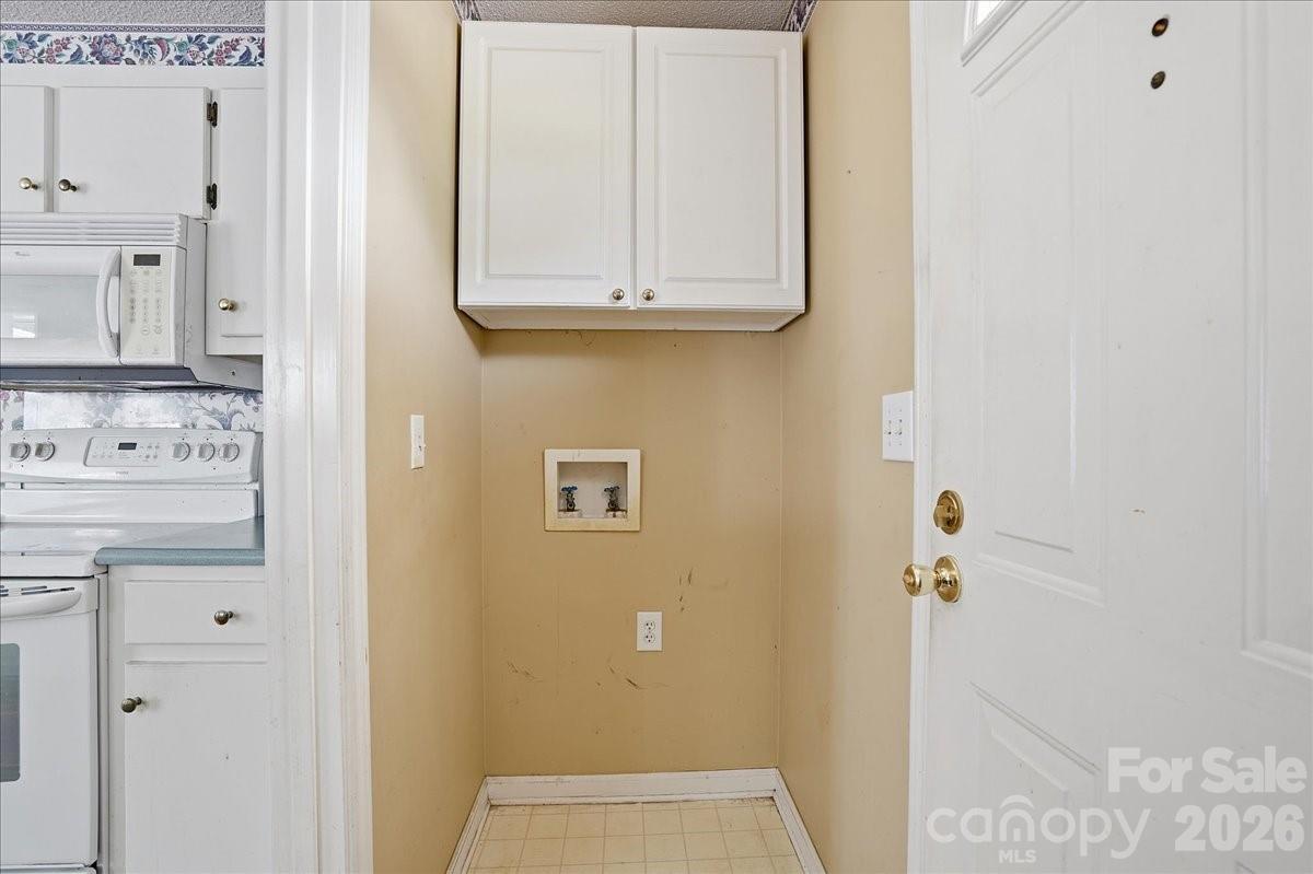 411 Patio Road — Easley