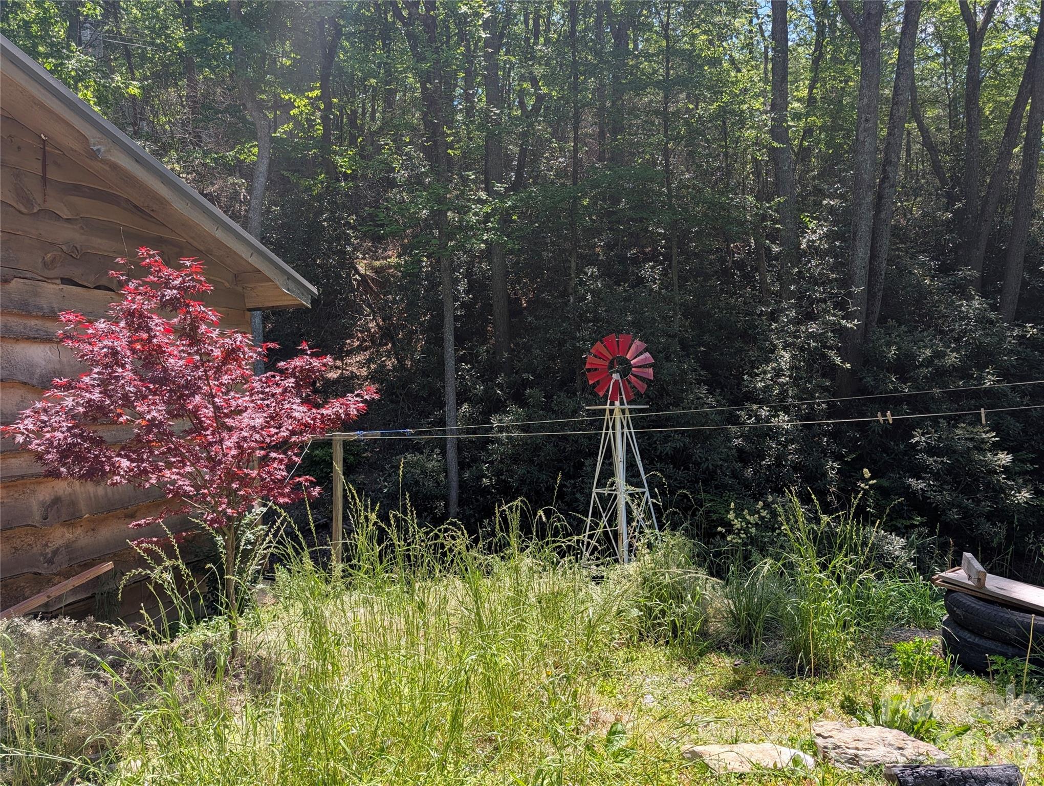 1034 Kyles Creek Road — Hendersonville
