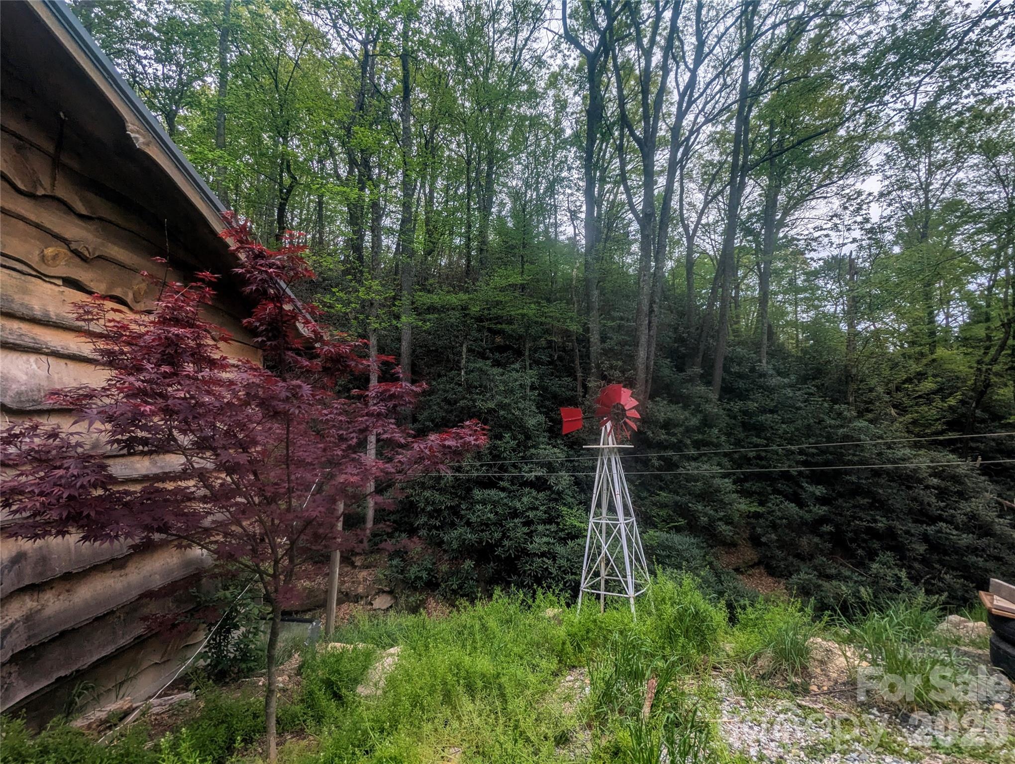 1034 Kyles Creek Road — Hendersonville