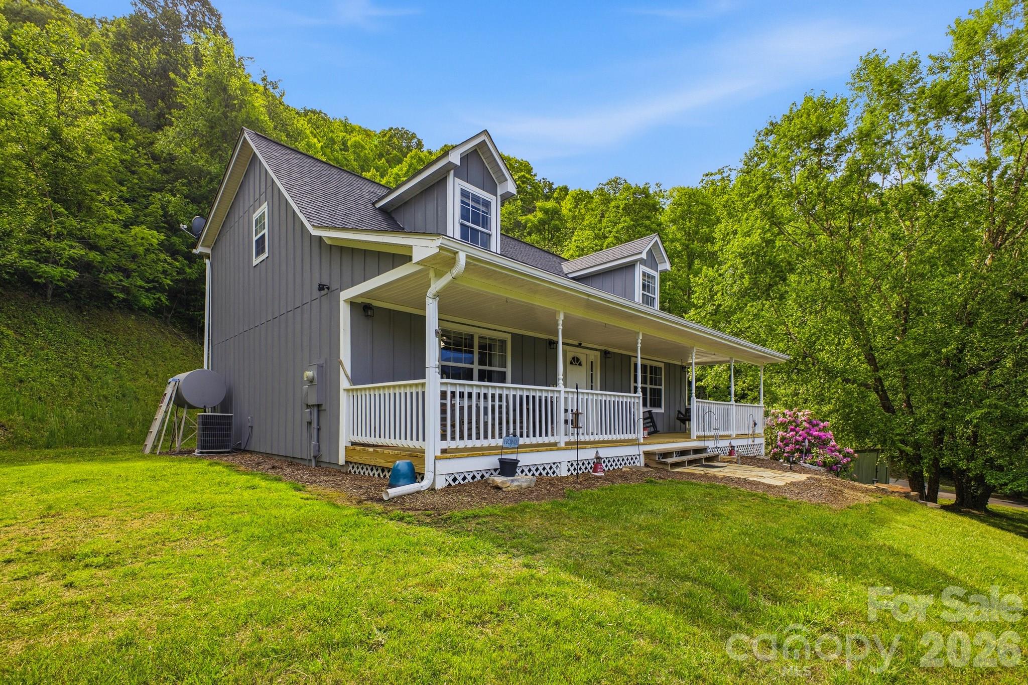 48 Open Range Drive — Barnardsville