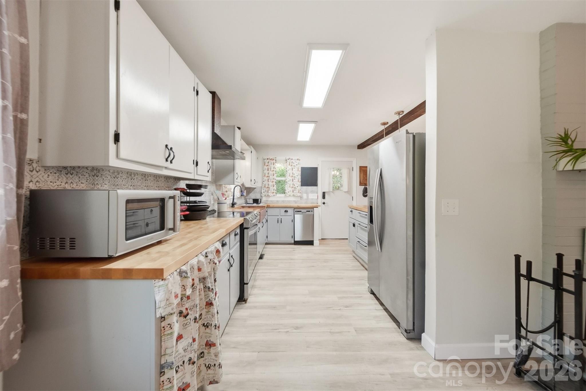 1108 Delwood Drive SW — Lenoir