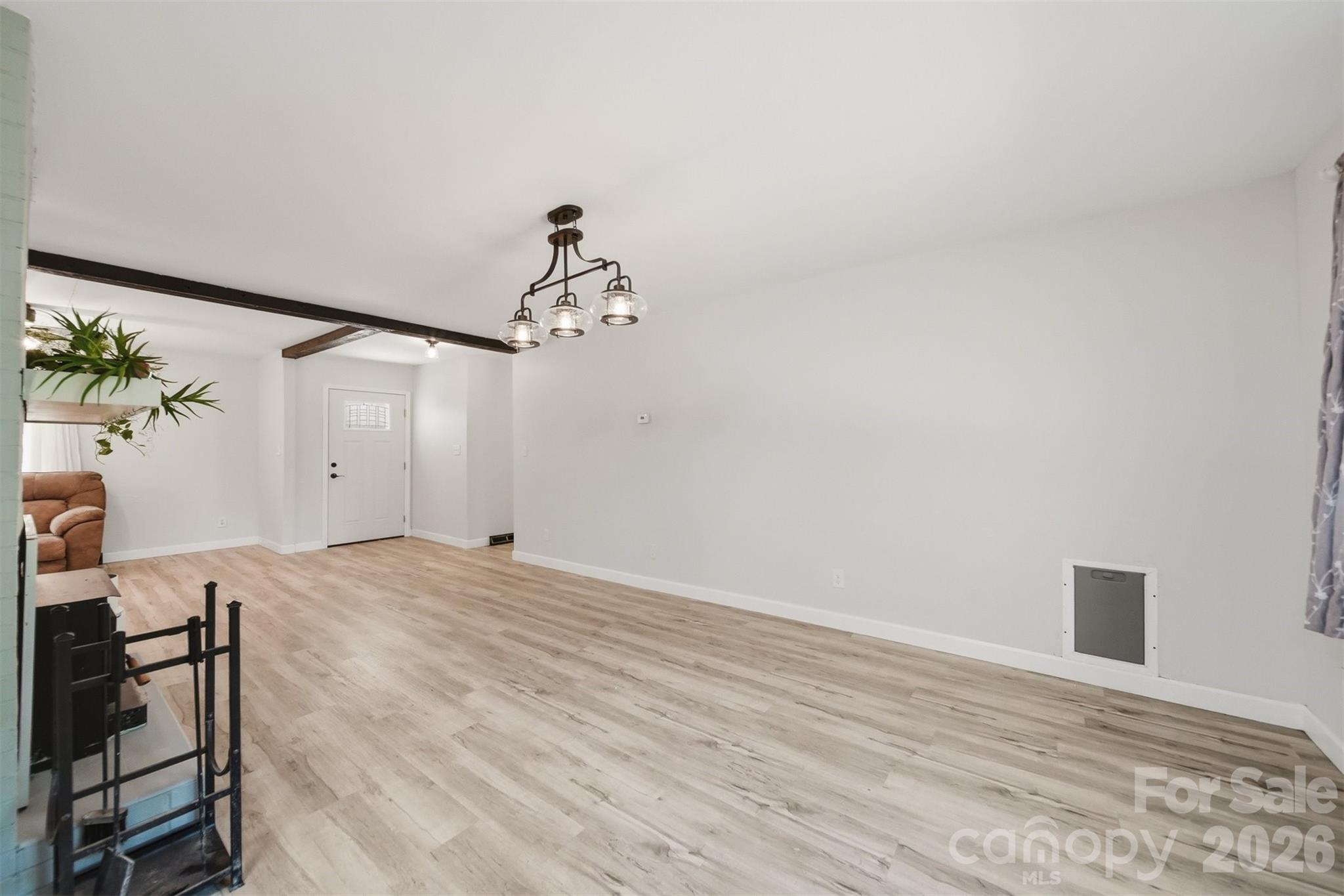 1108 Delwood Drive SW — Lenoir