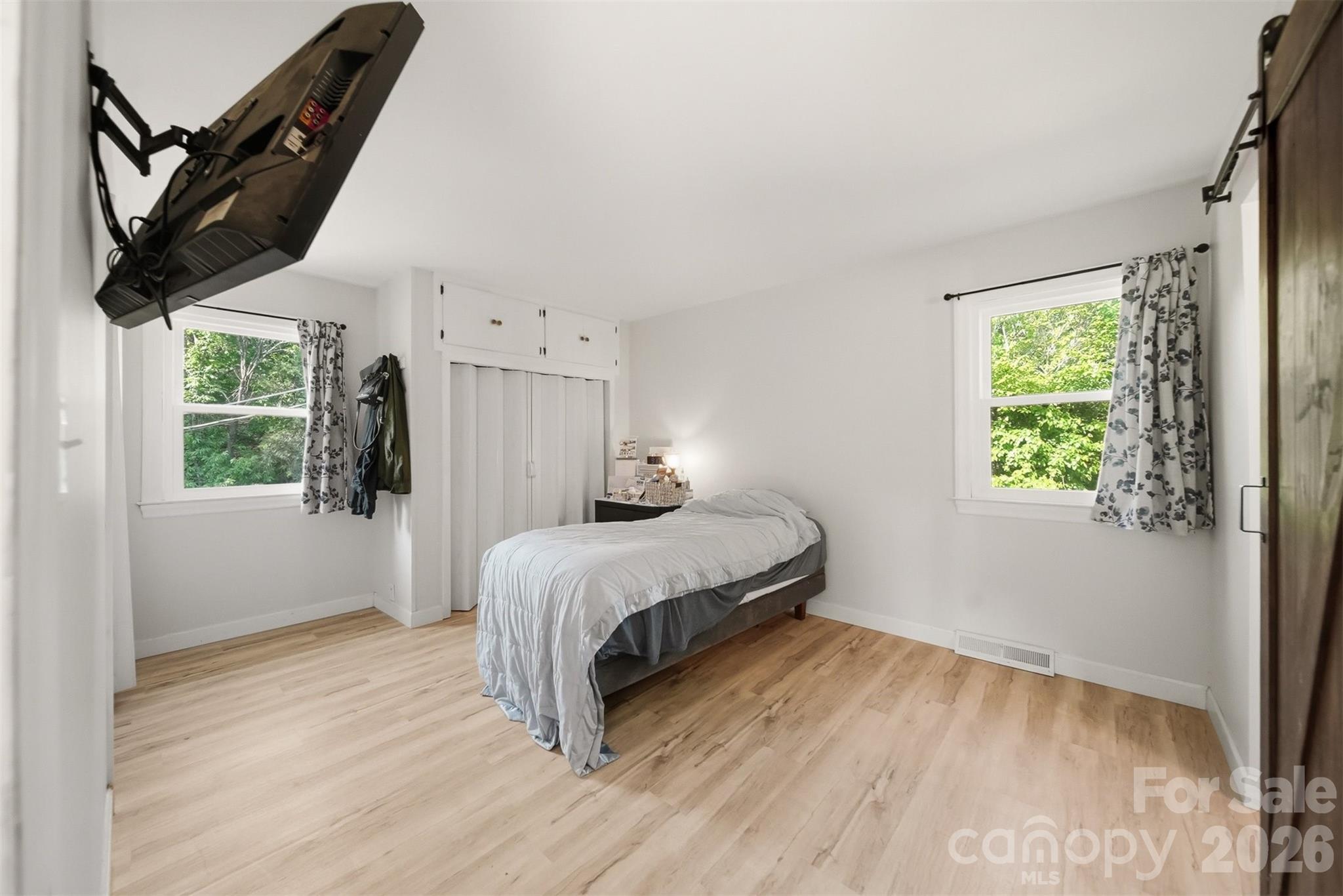 1108 Delwood Drive SW — Lenoir