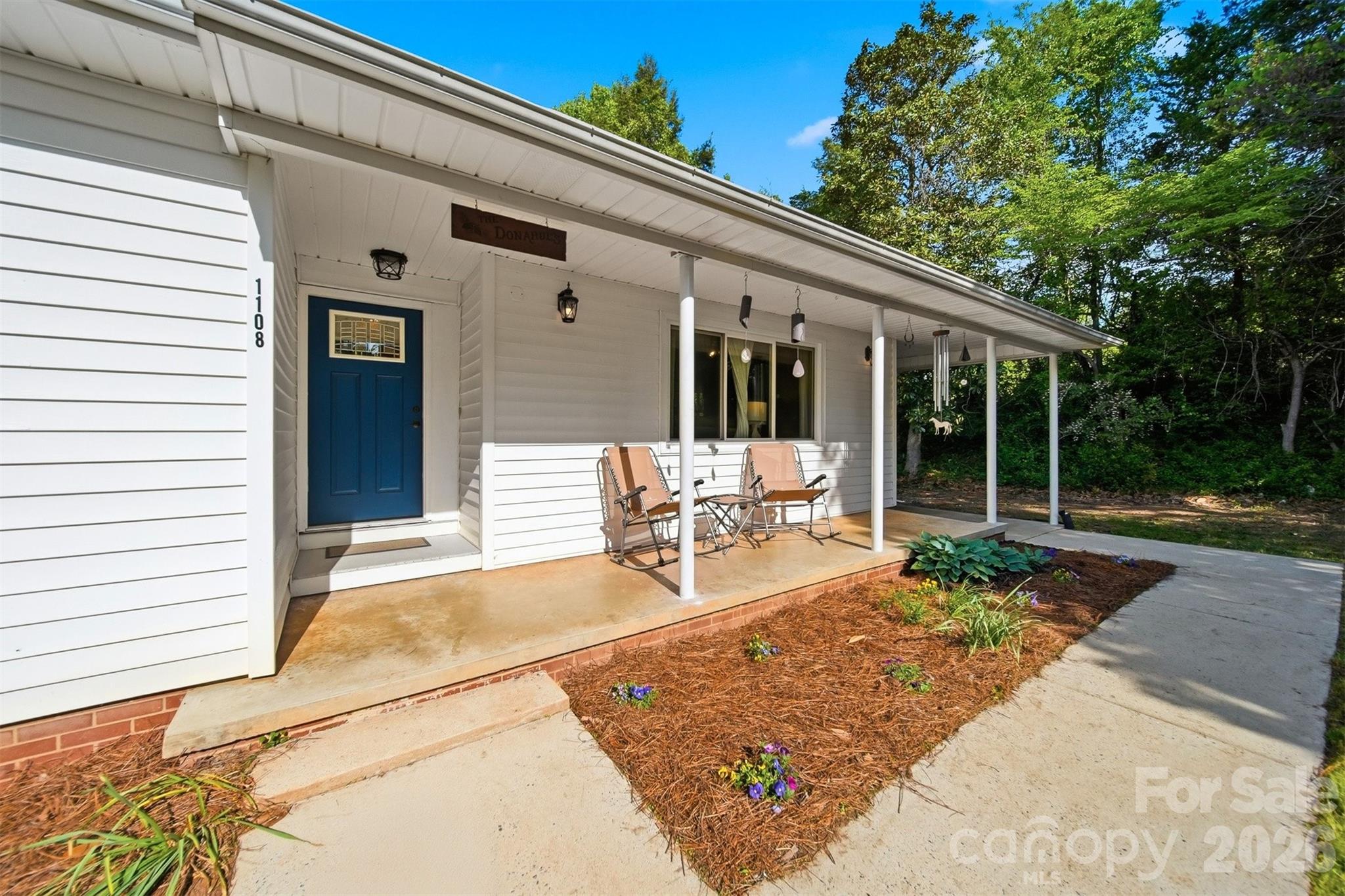 1108 Delwood Drive SW — Lenoir