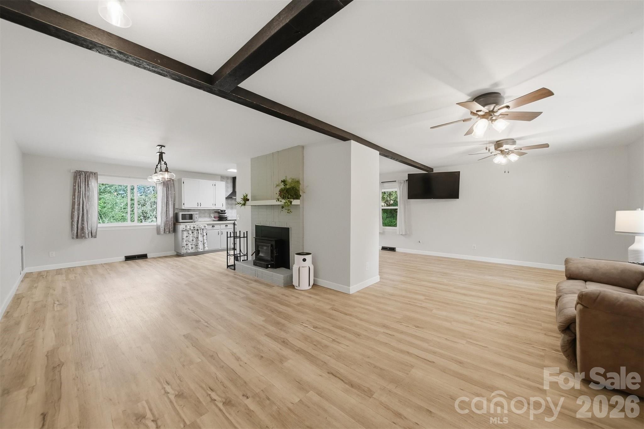 1108 Delwood Drive SW — Lenoir