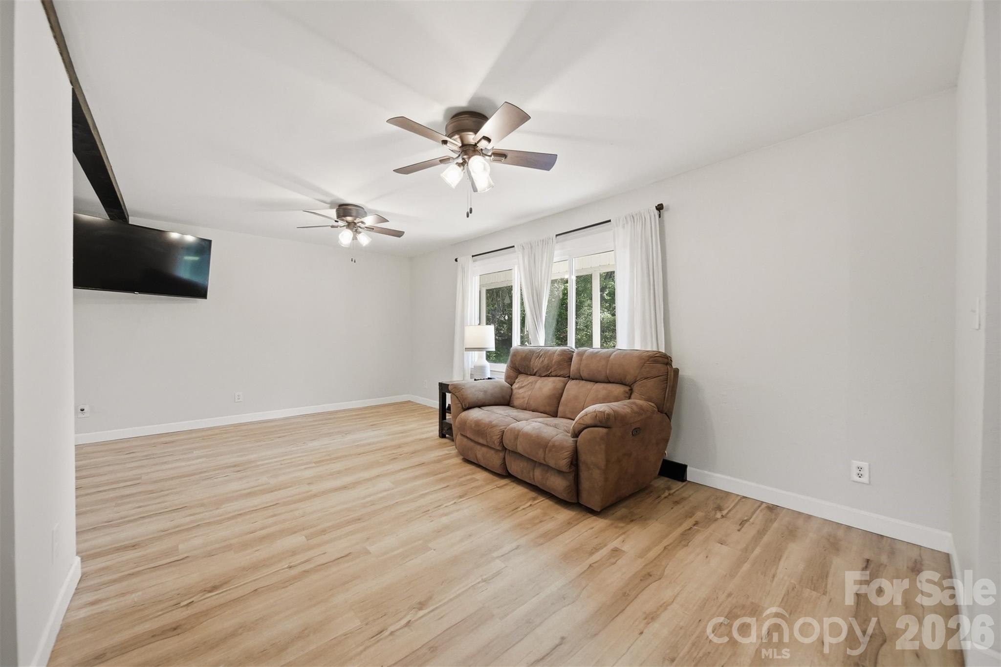 1108 Delwood Drive SW — Lenoir