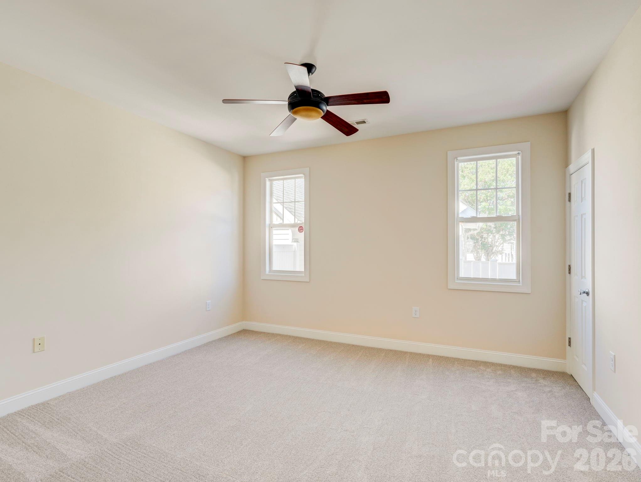 2025 Gable Way Lane — Matthews