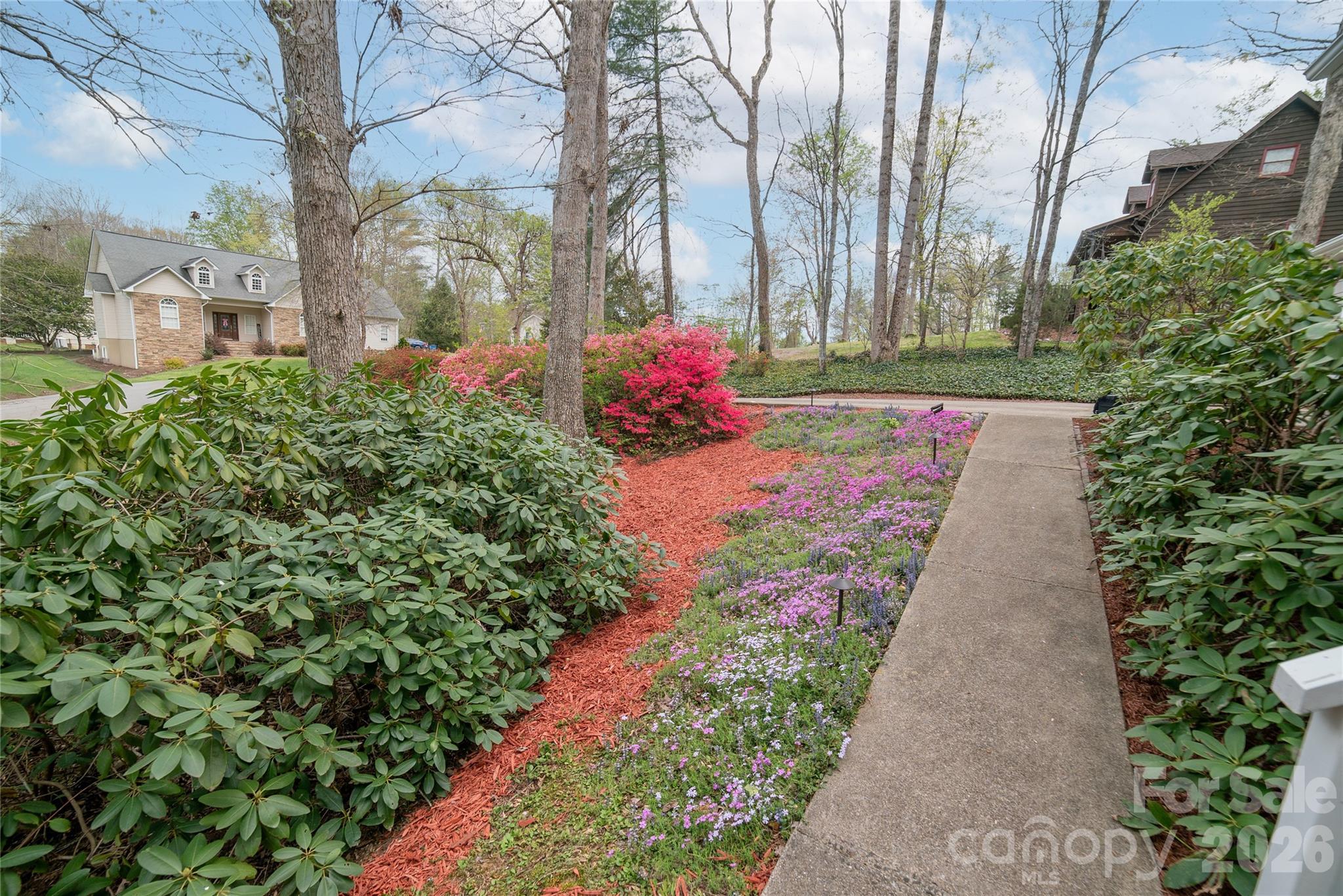 105 Horse Shoe Lane — Morganton
