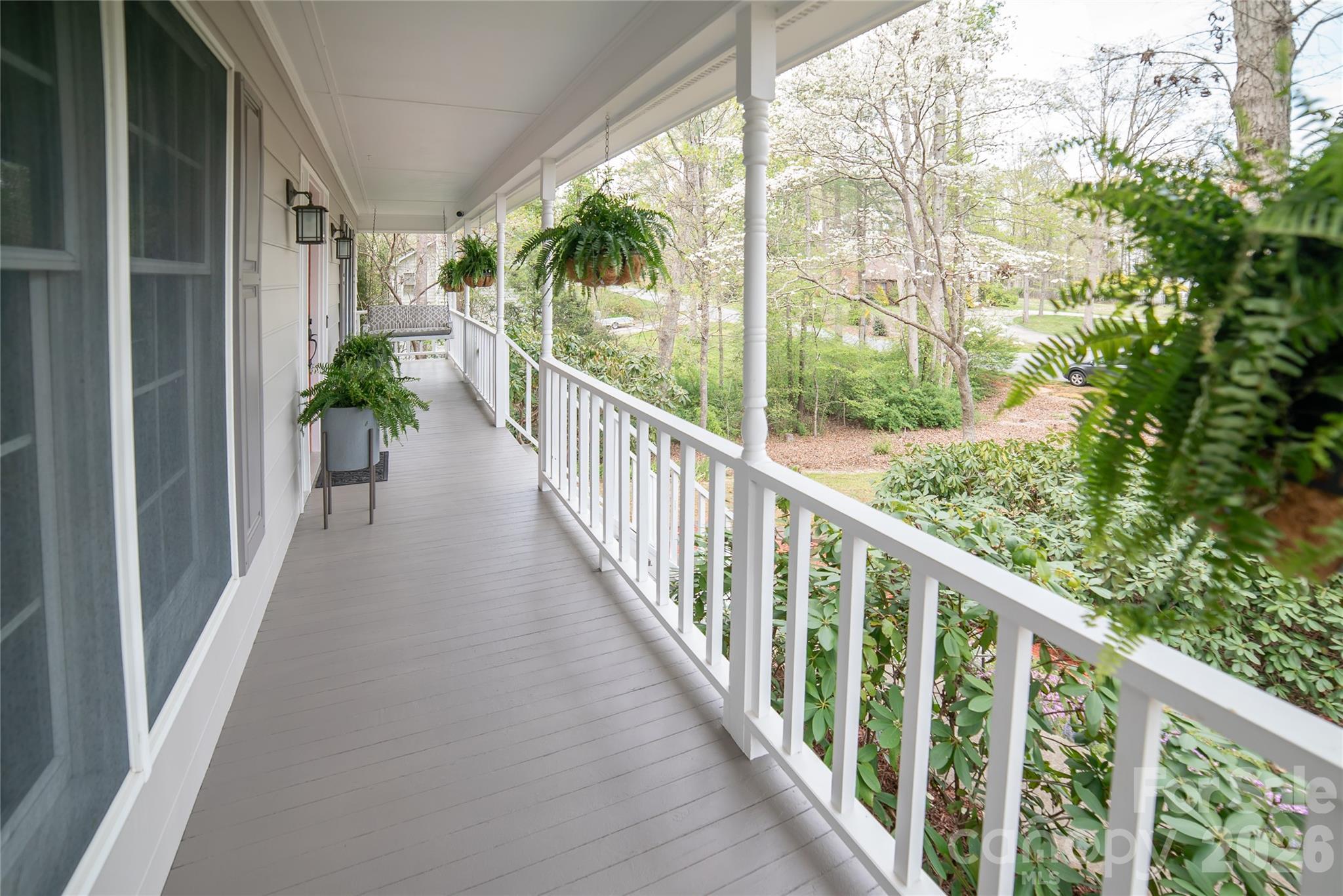 105 Horse Shoe Lane — Morganton