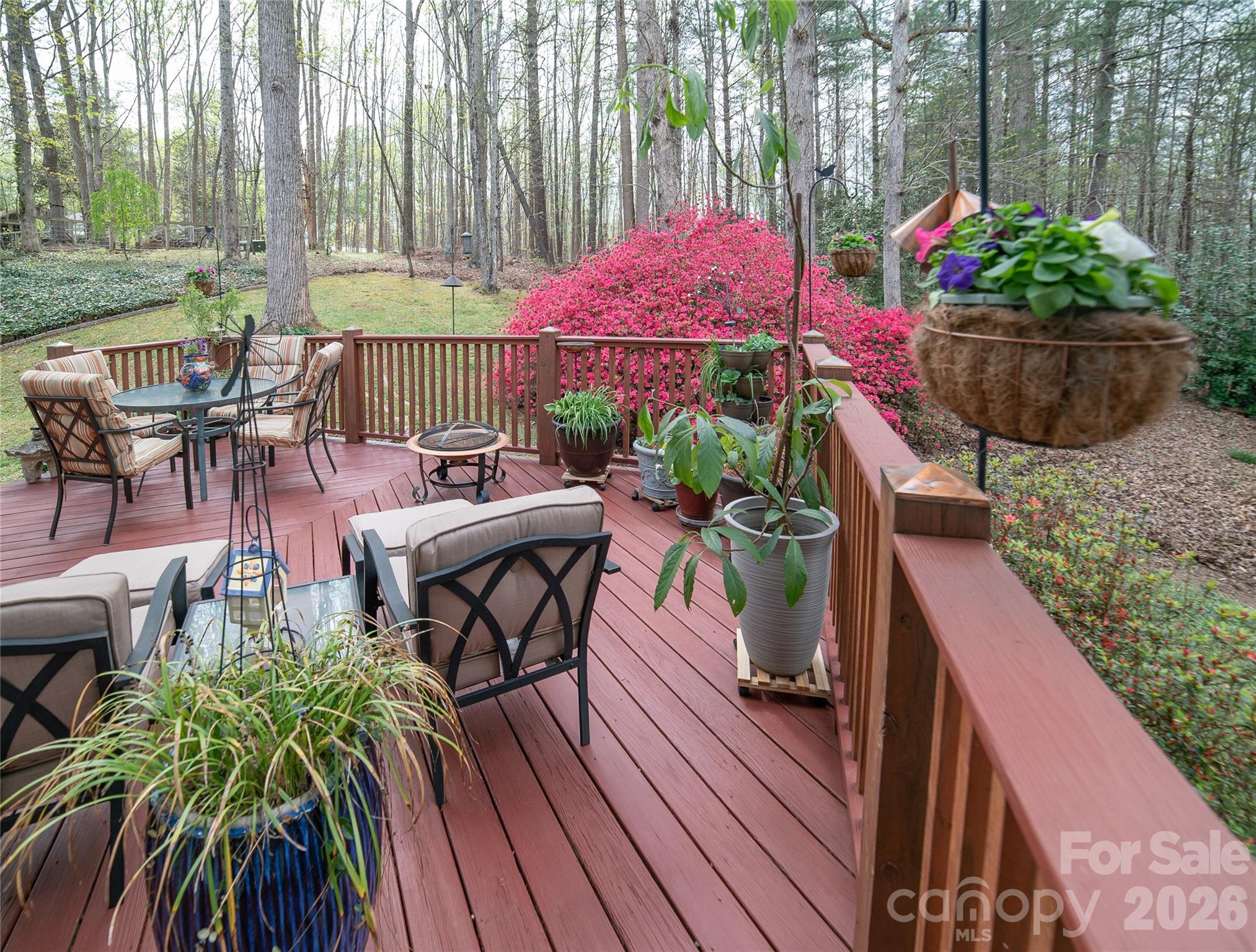 105 Horse Shoe Lane — Morganton