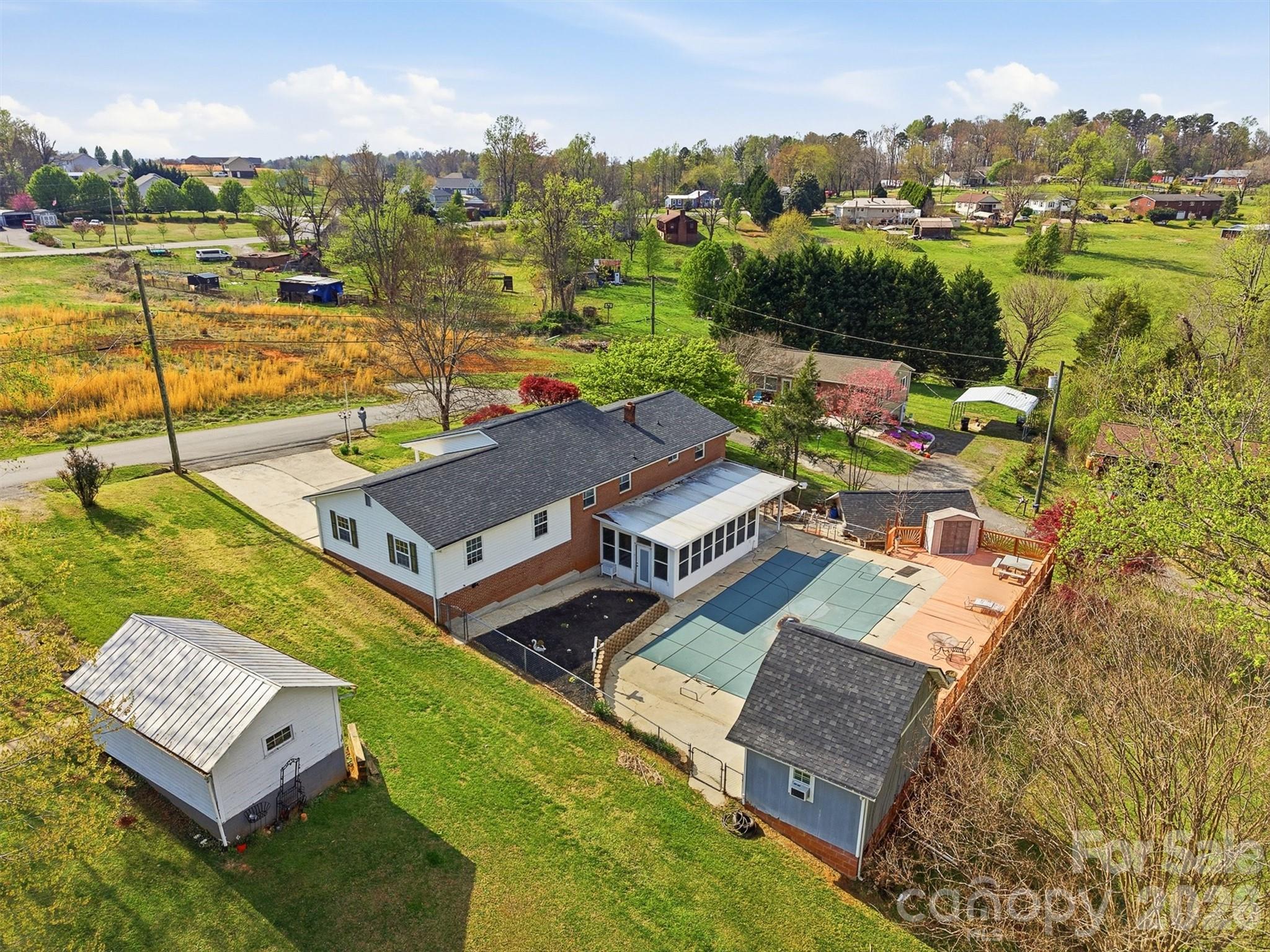 2174 Chester Avenue — Morganton