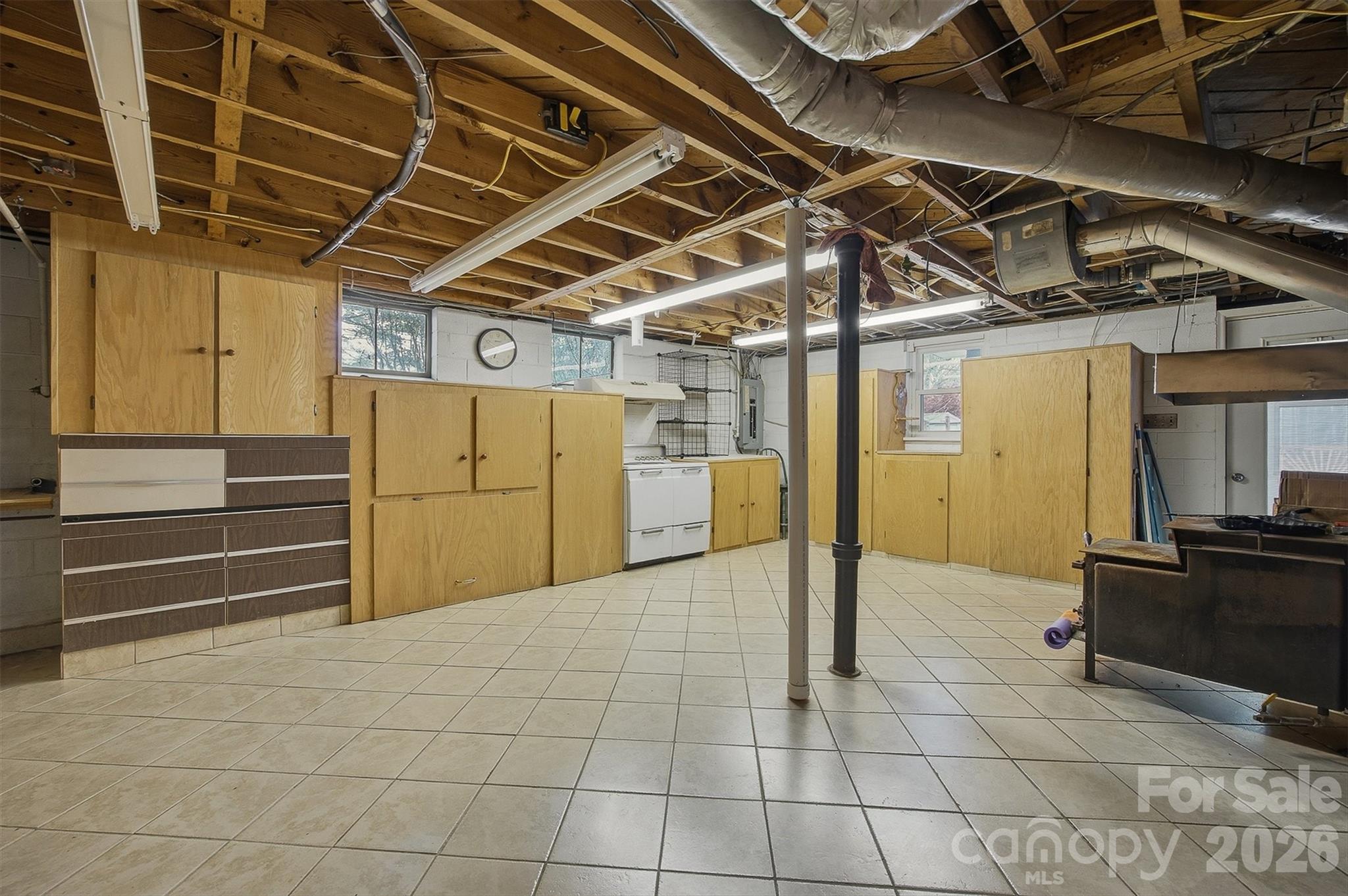 2174 Chester Avenue — Morganton