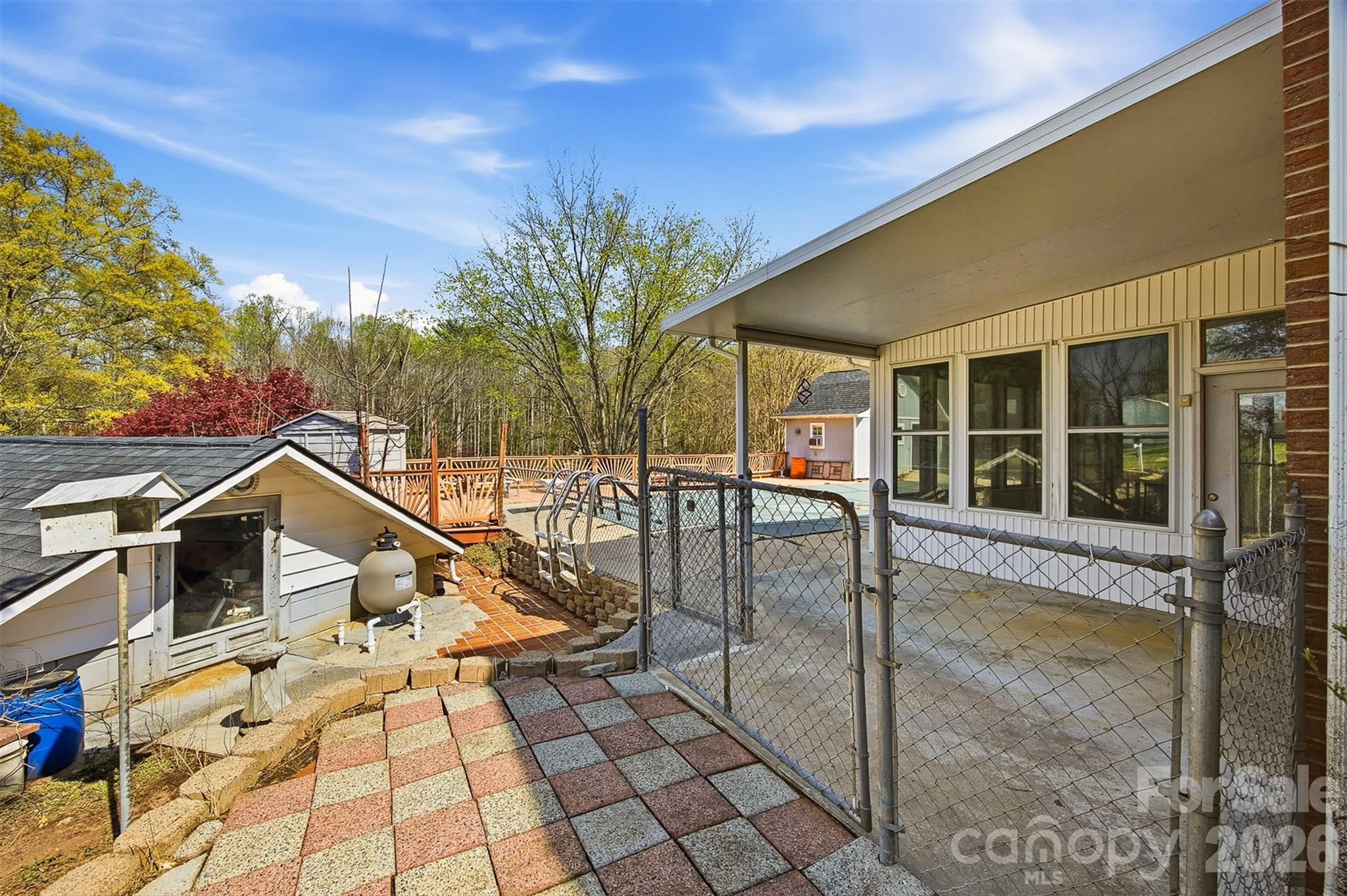 2174 Chester Avenue — Morganton