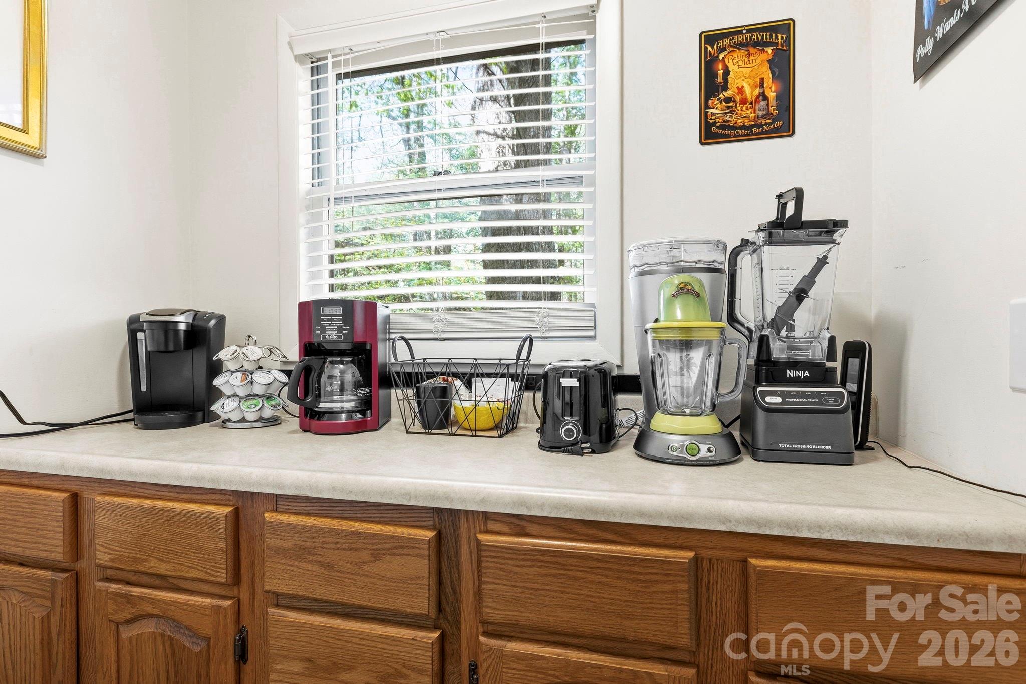 6 Gold Finch Lane — Maggie Valley