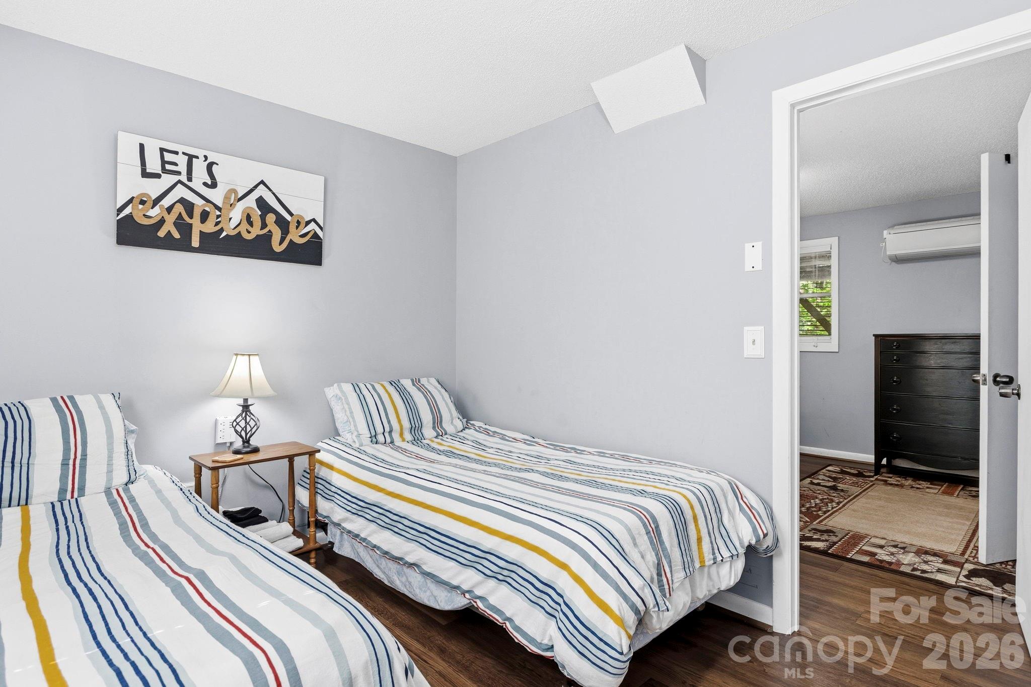6 Gold Finch Lane — Maggie Valley