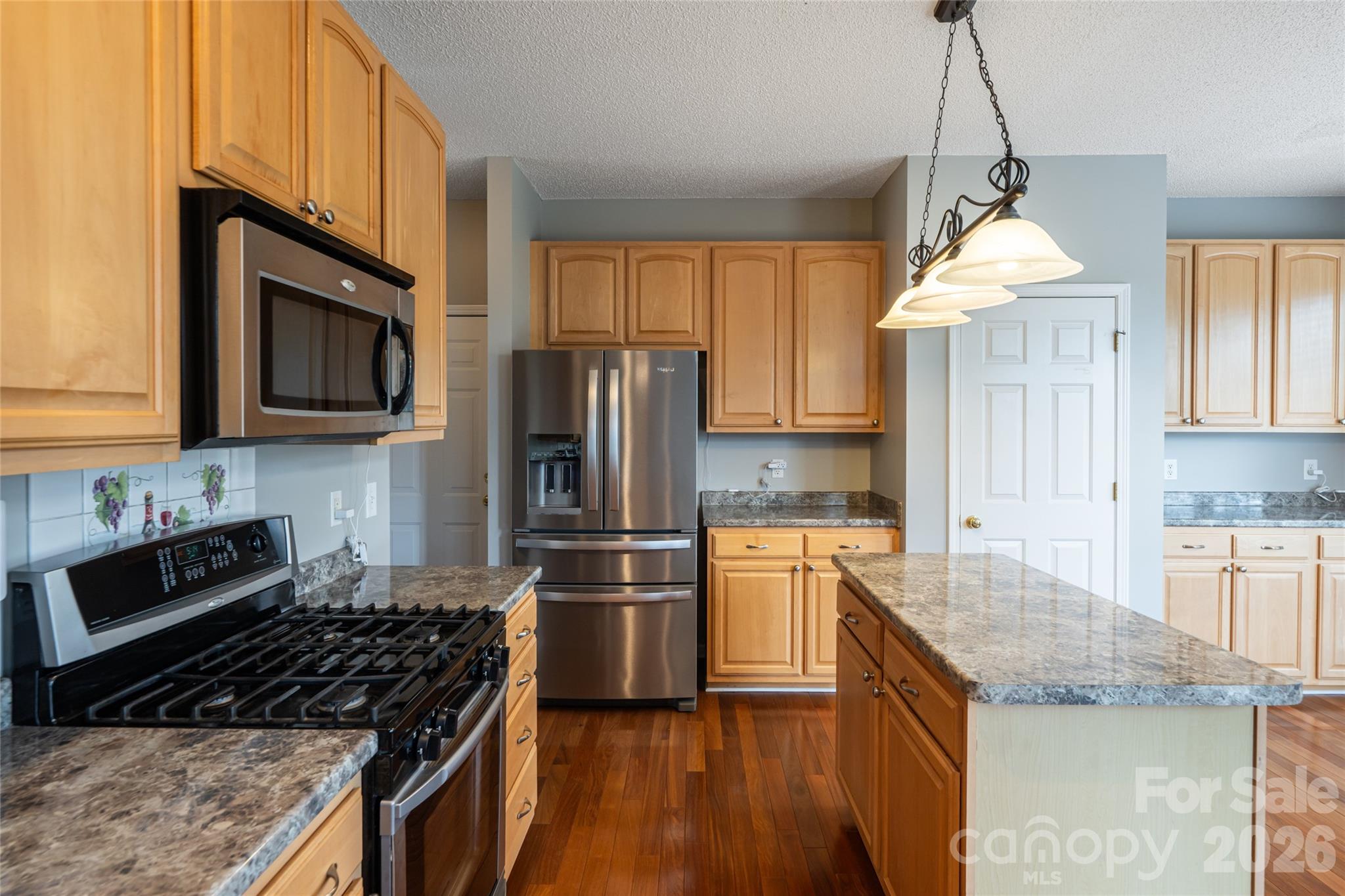 48 Brownstone Court — Fletcher