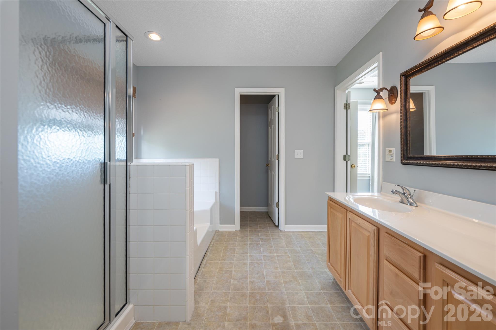 48 Brownstone Court — Fletcher