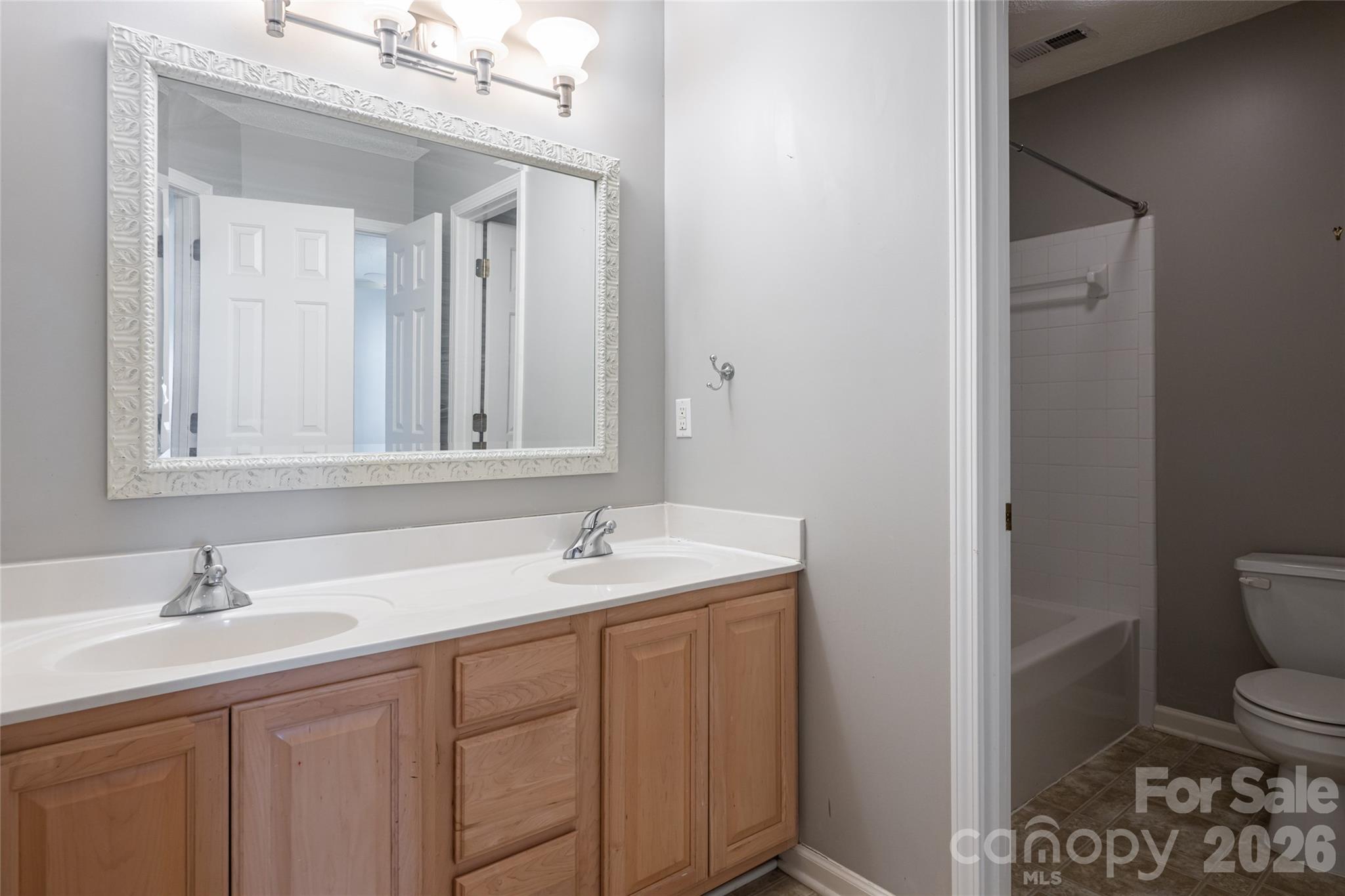 48 Brownstone Court — Fletcher