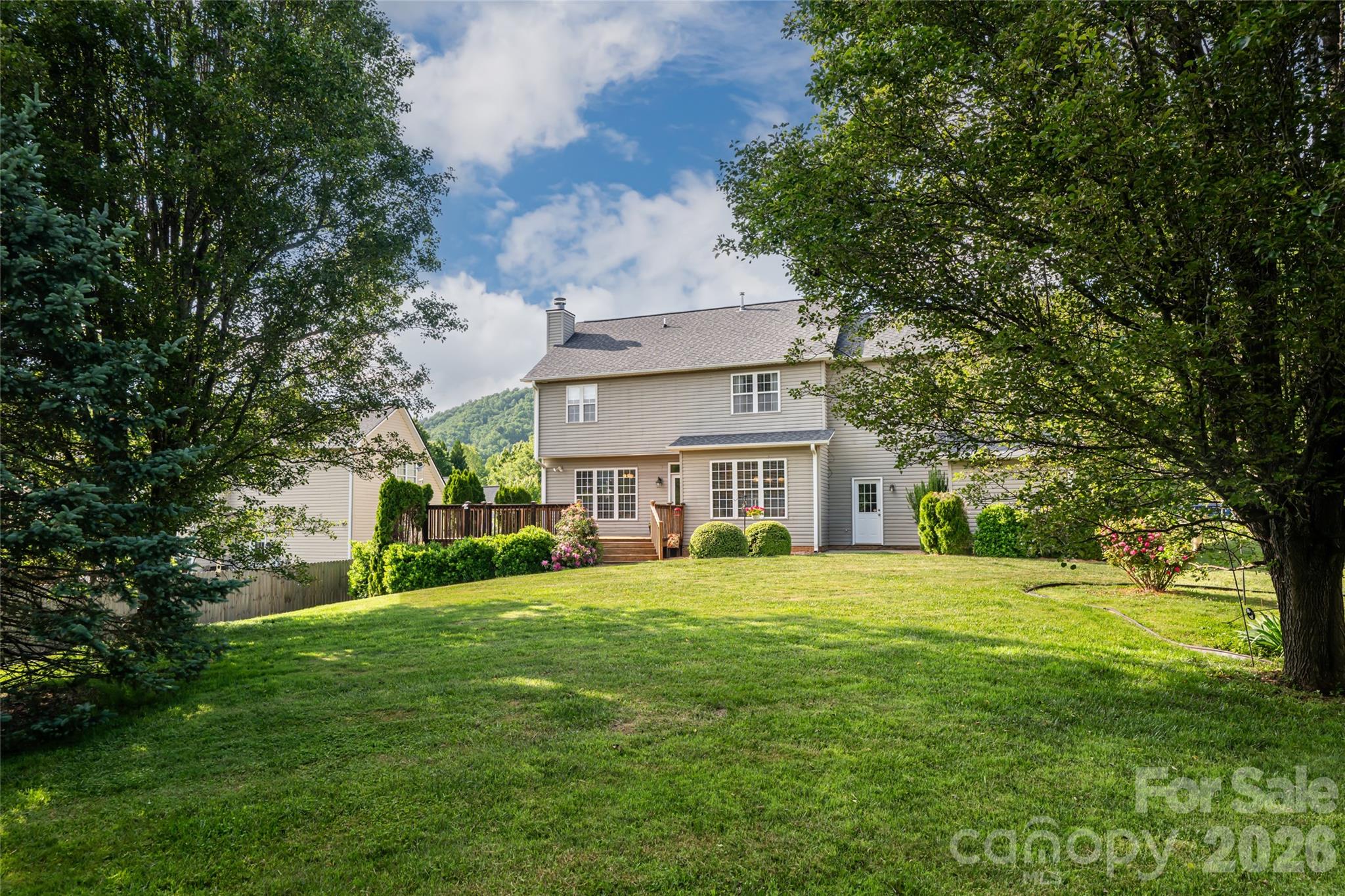 48 Brownstone Court — Fletcher