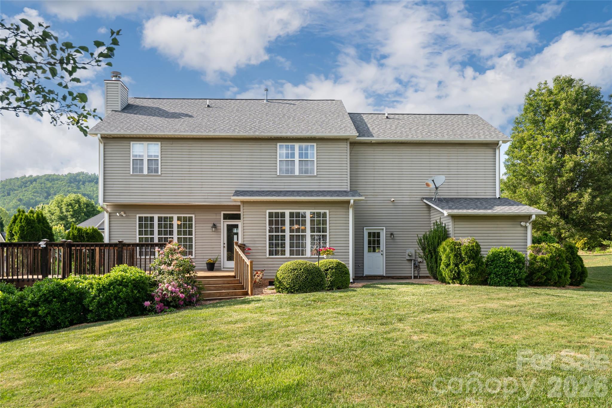 48 Brownstone Court — Fletcher