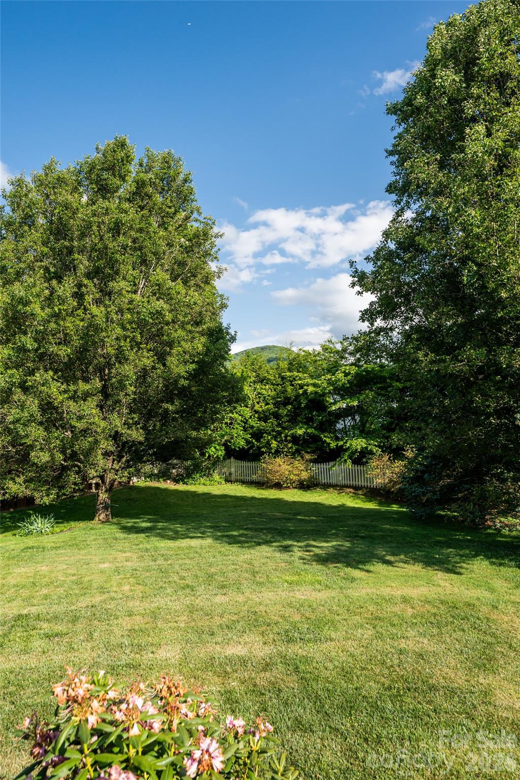 48 Brownstone Court — Fletcher